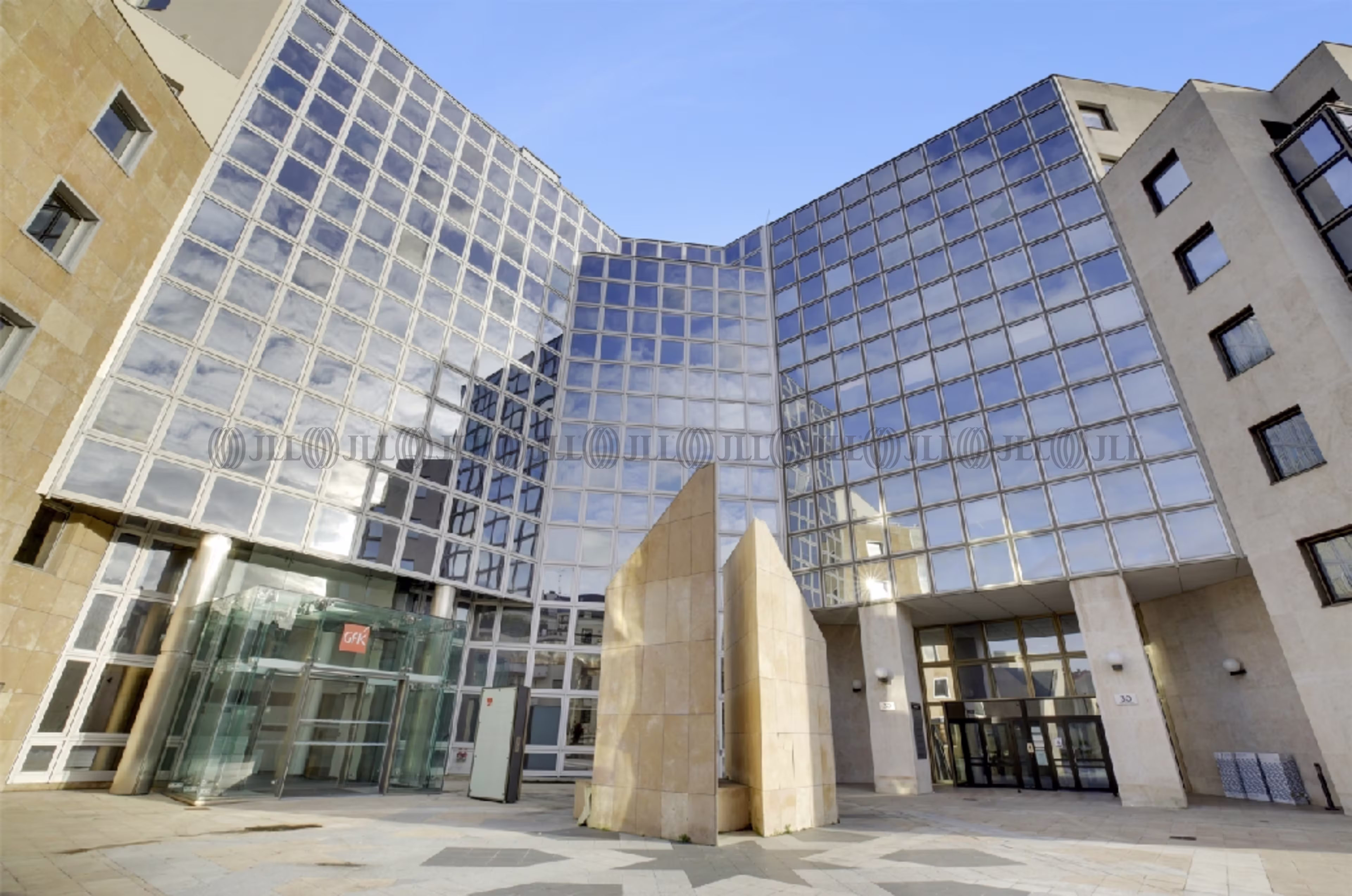 30 RUE PASTEUR