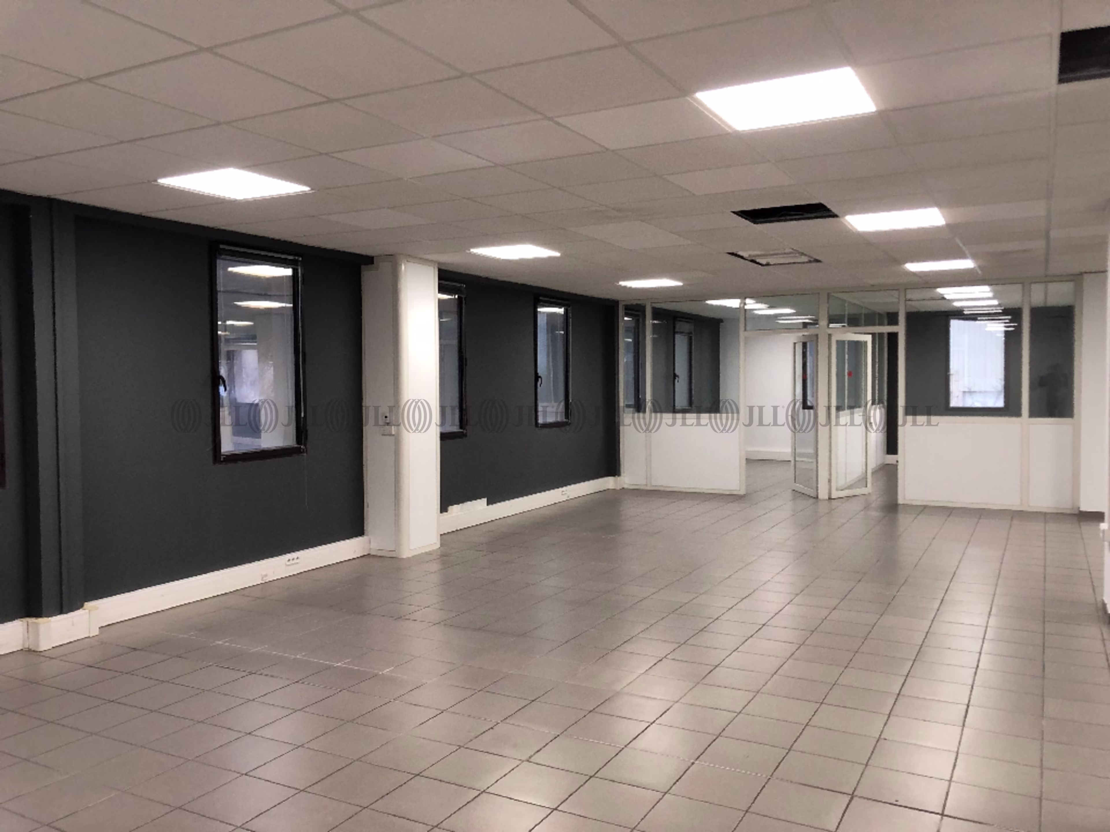 155 RUE DU DIRIGEABLE
