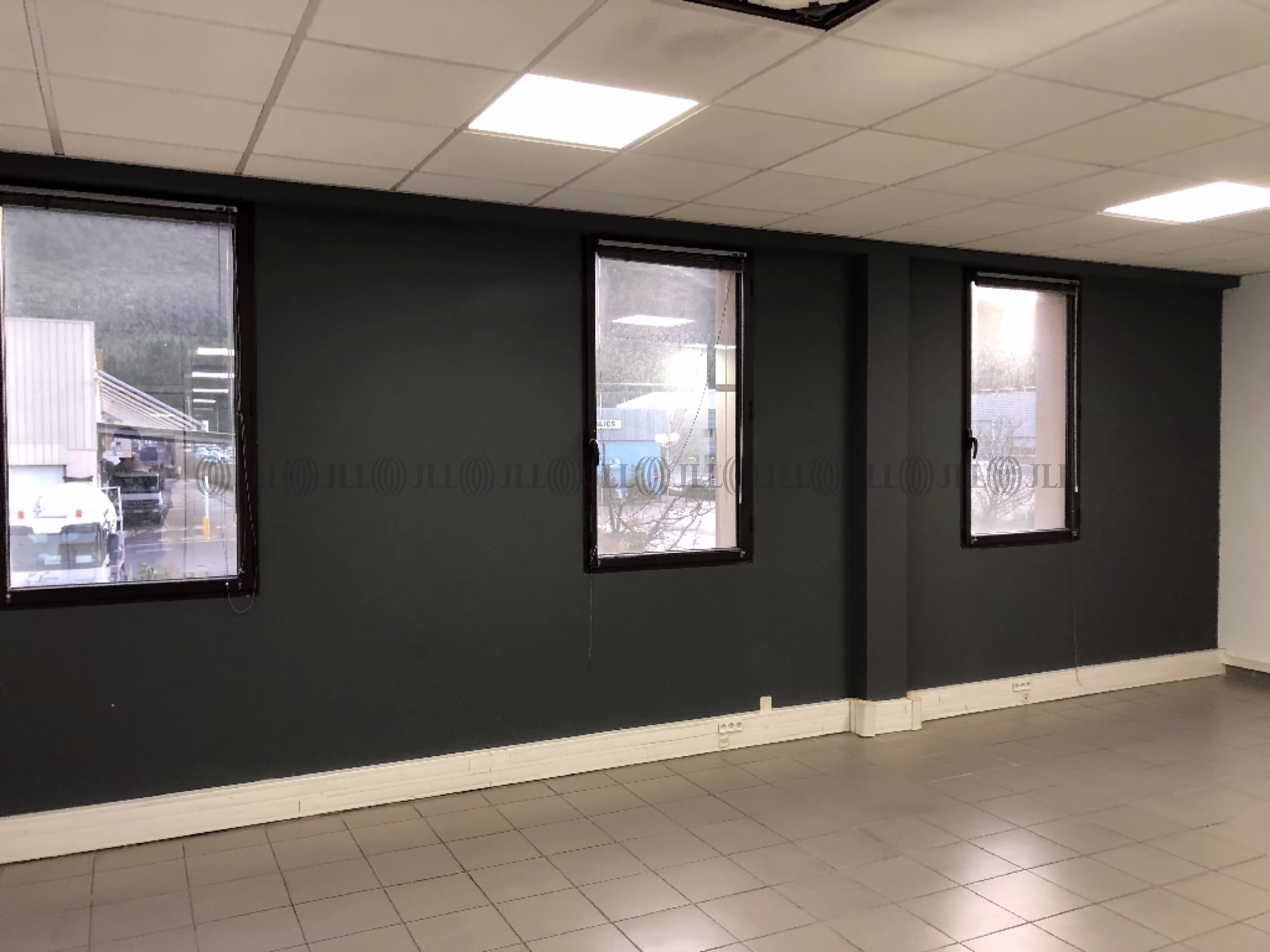 155 RUE DU DIRIGEABLE