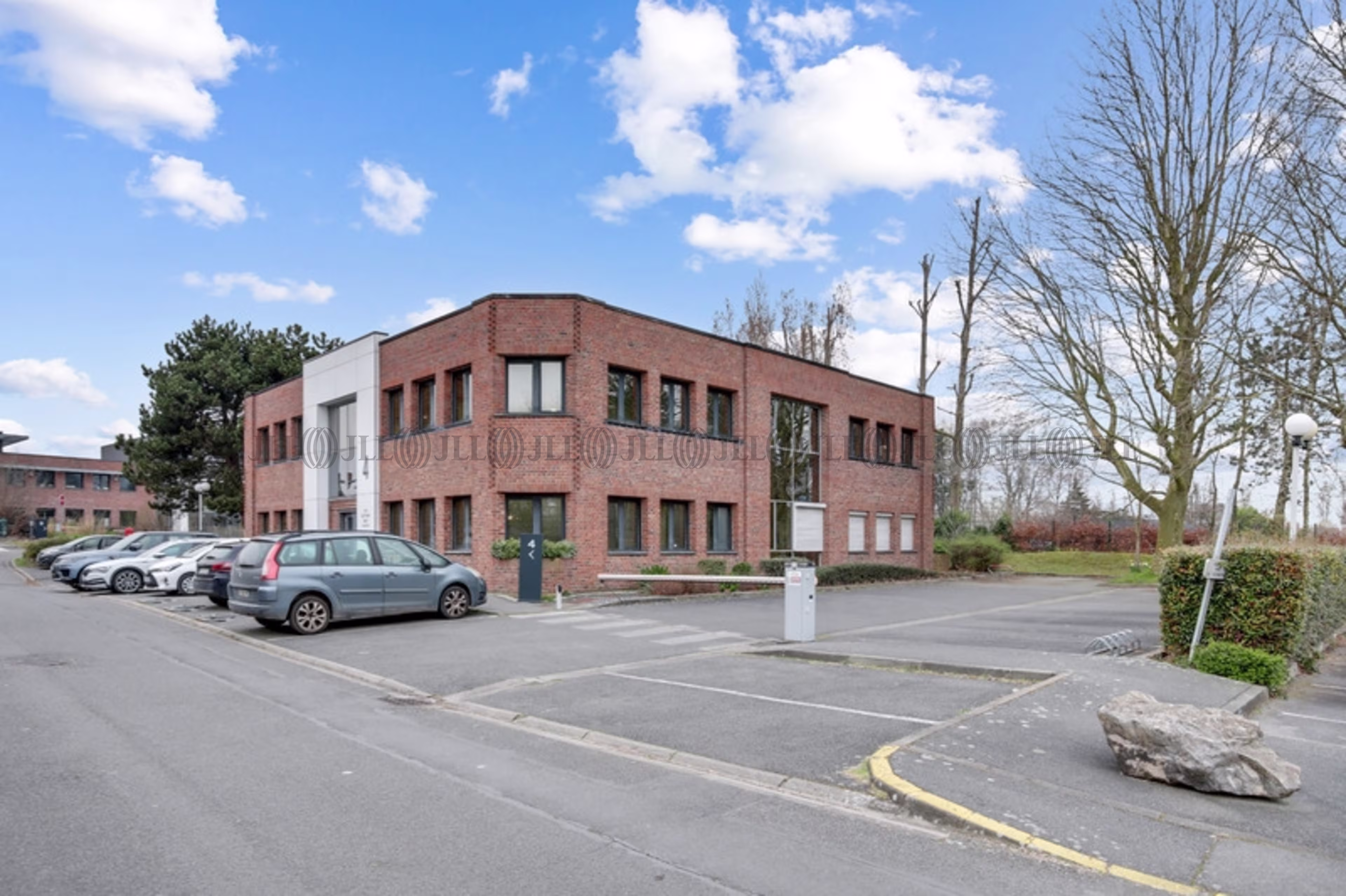4 RUE ARCHIMEDE