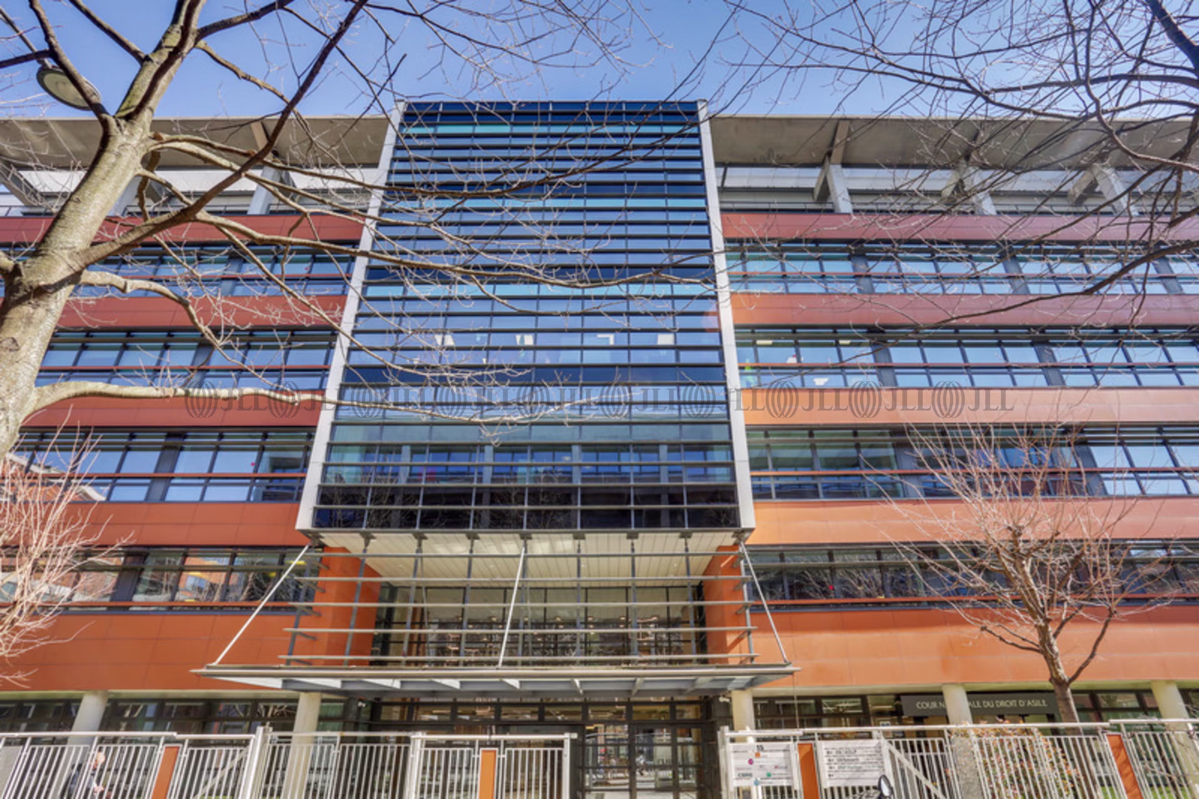 3-15  RUE HENRI ROL TANGUY
