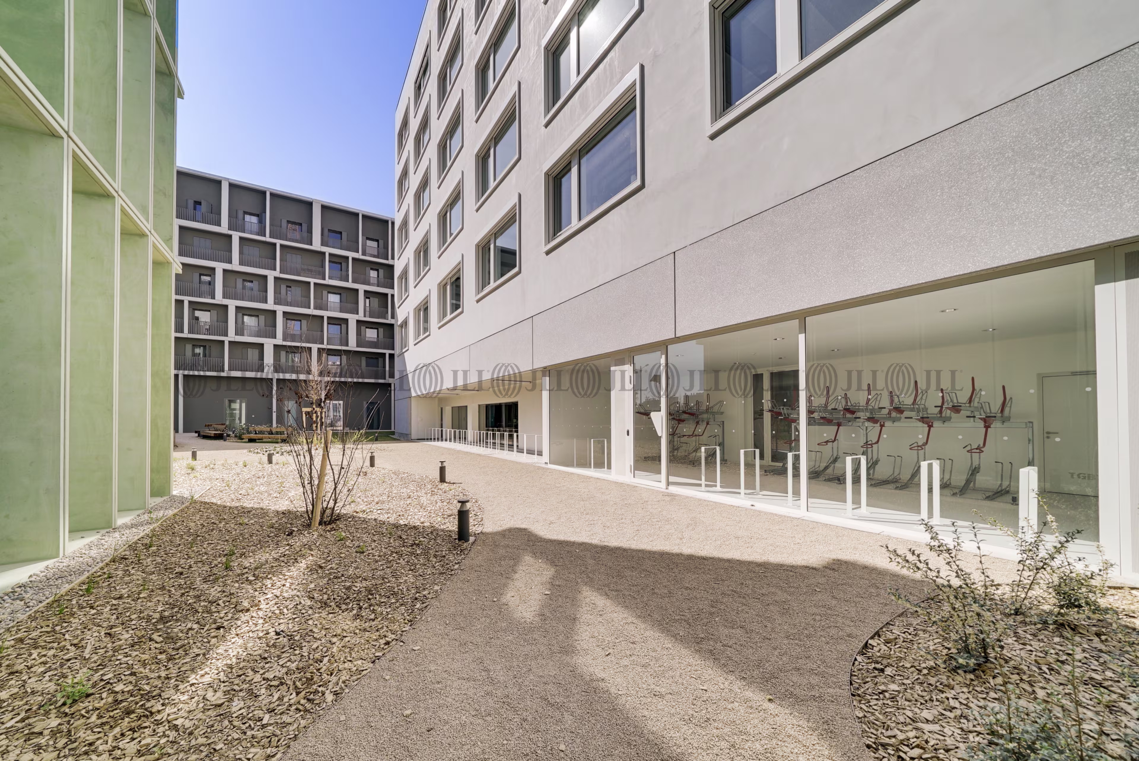 75 RUE DELANDINE