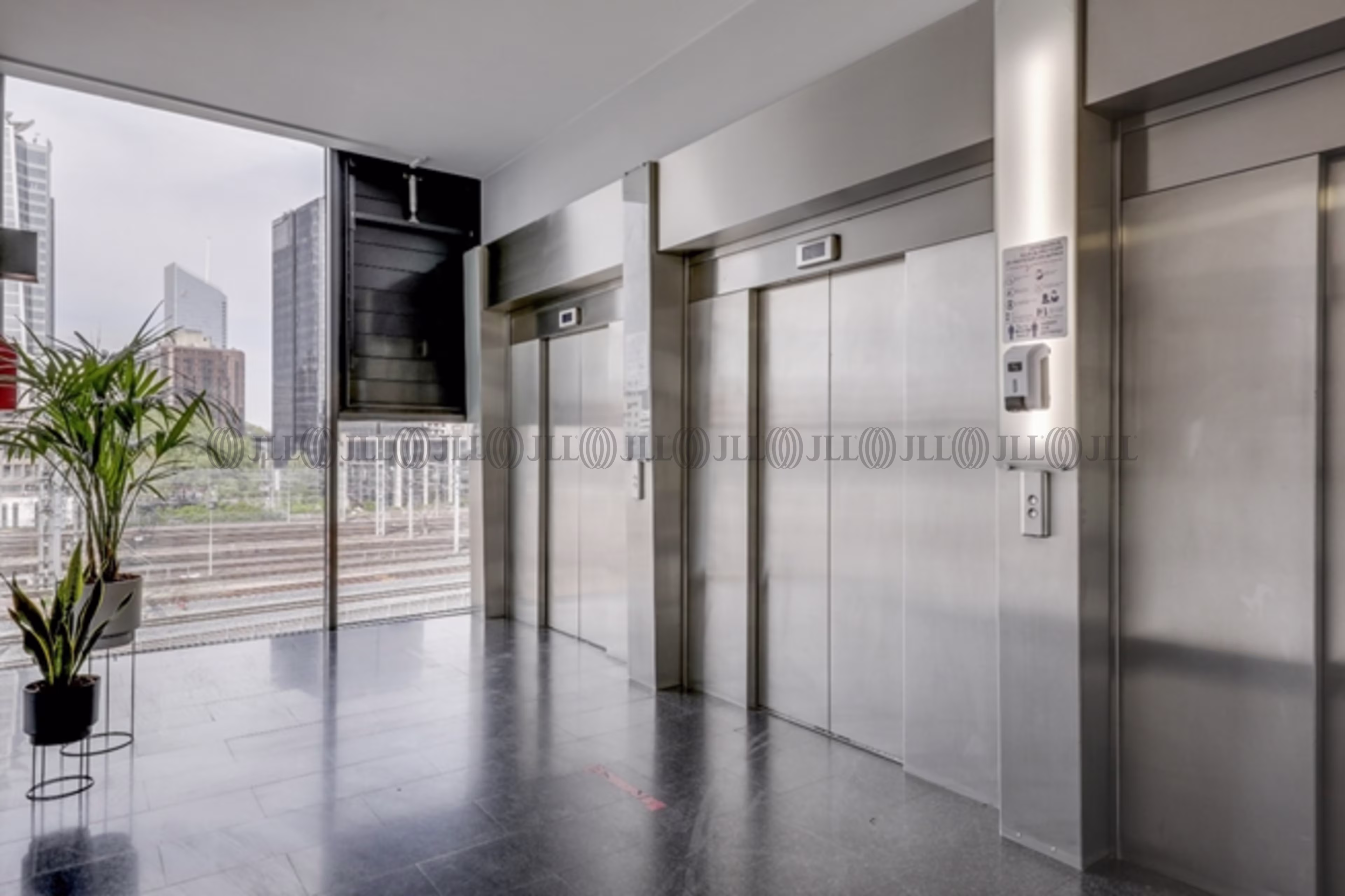 20 RUE DE LA VILLETTE