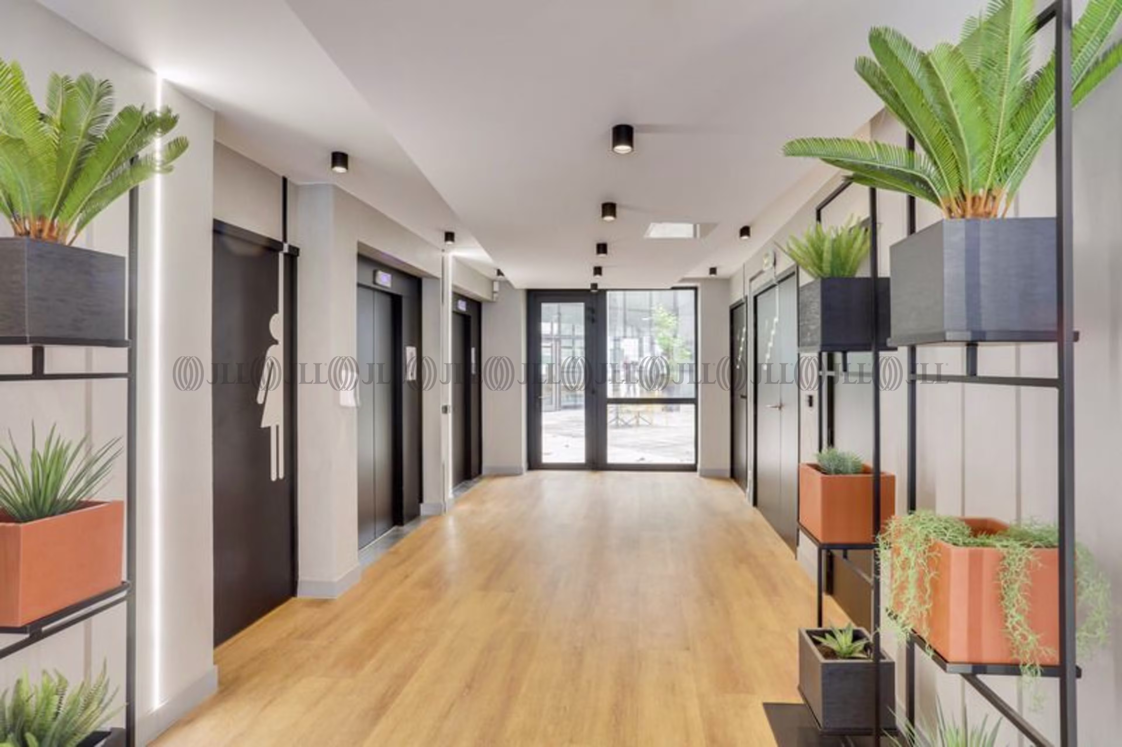 7 RUE CHARLES PARADINAS