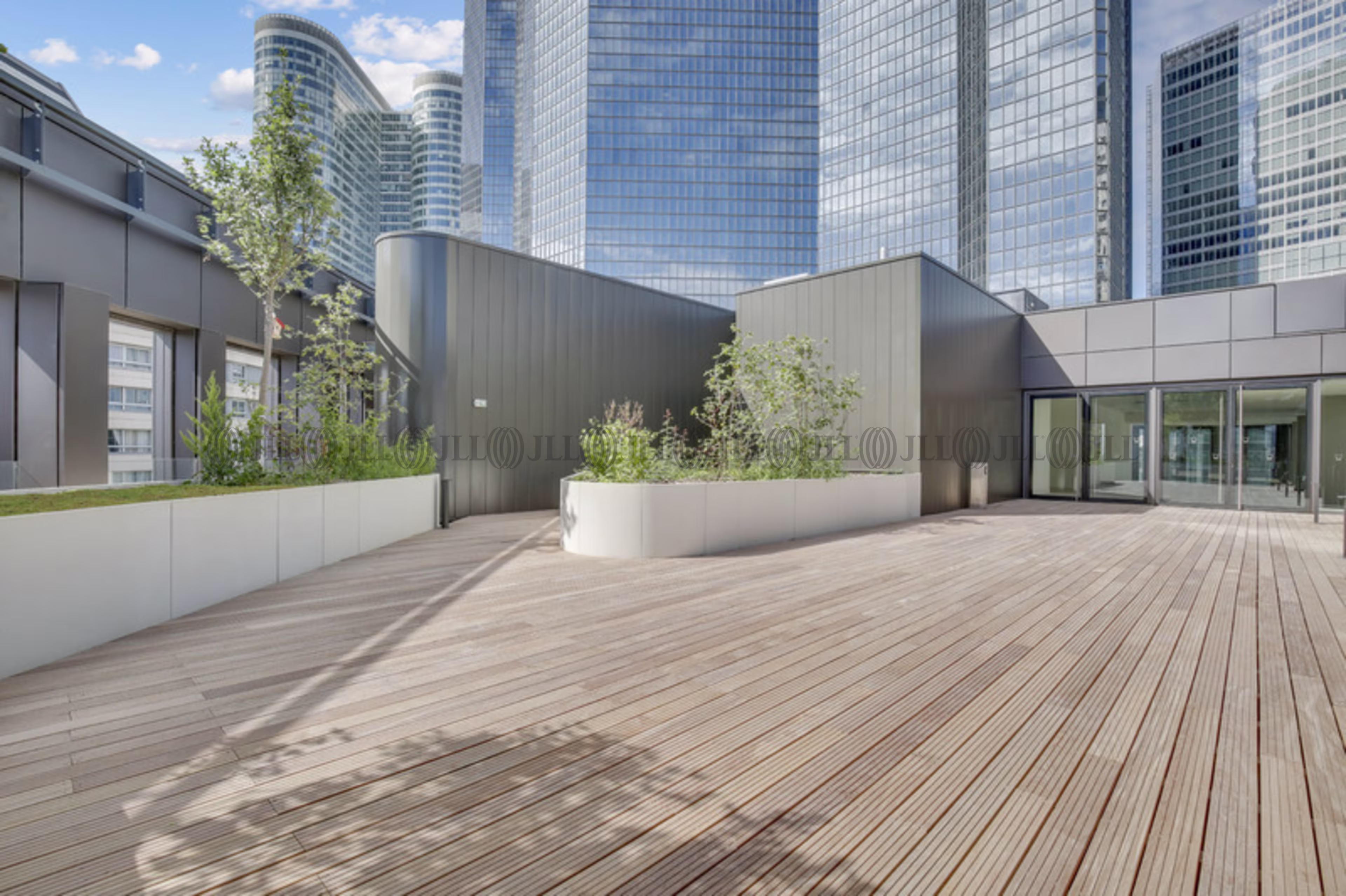 16-32 RUE HENRI REGNAULT