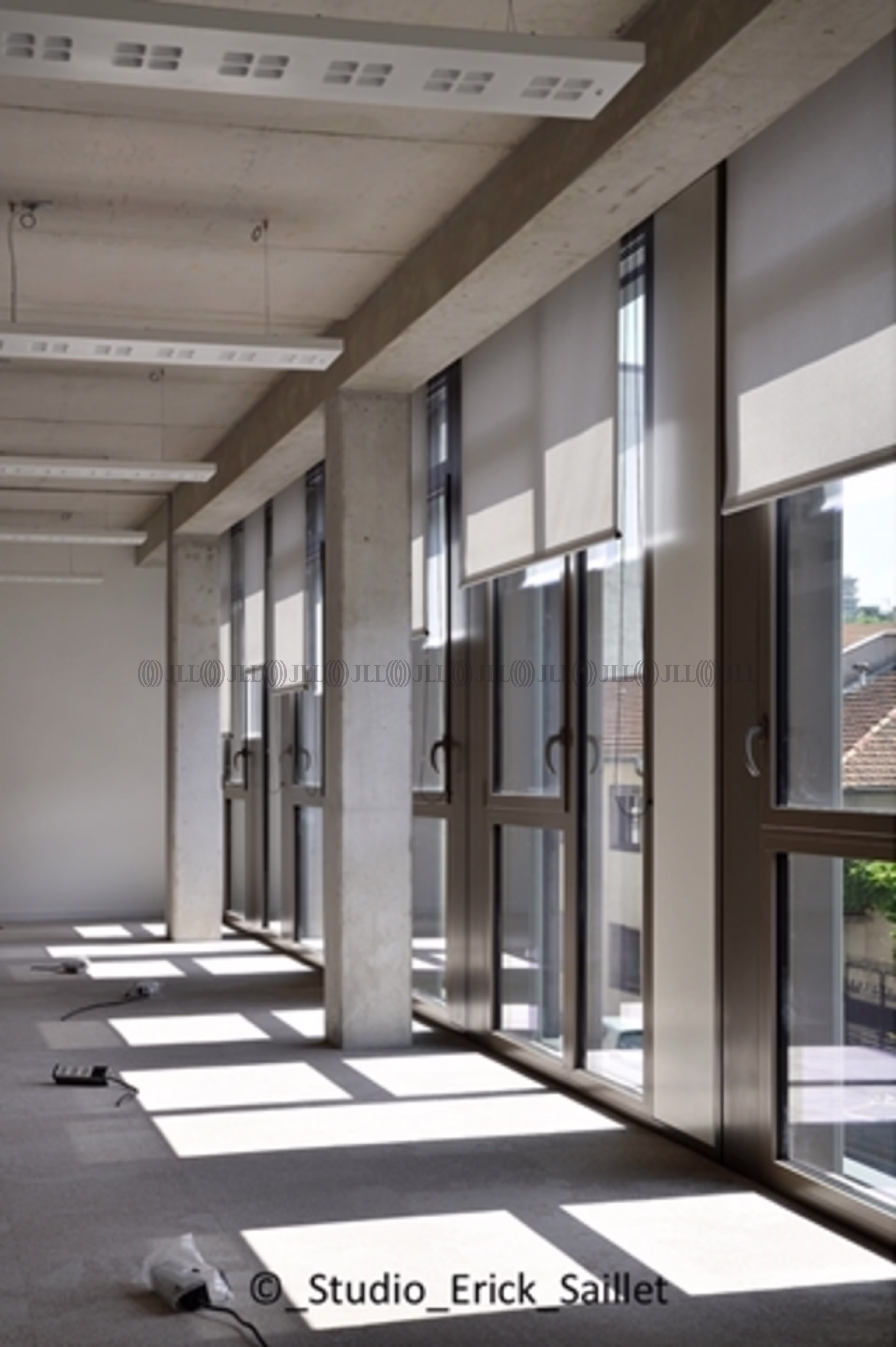 1-3 AVENUE SIDOINE APOLLINAIRE