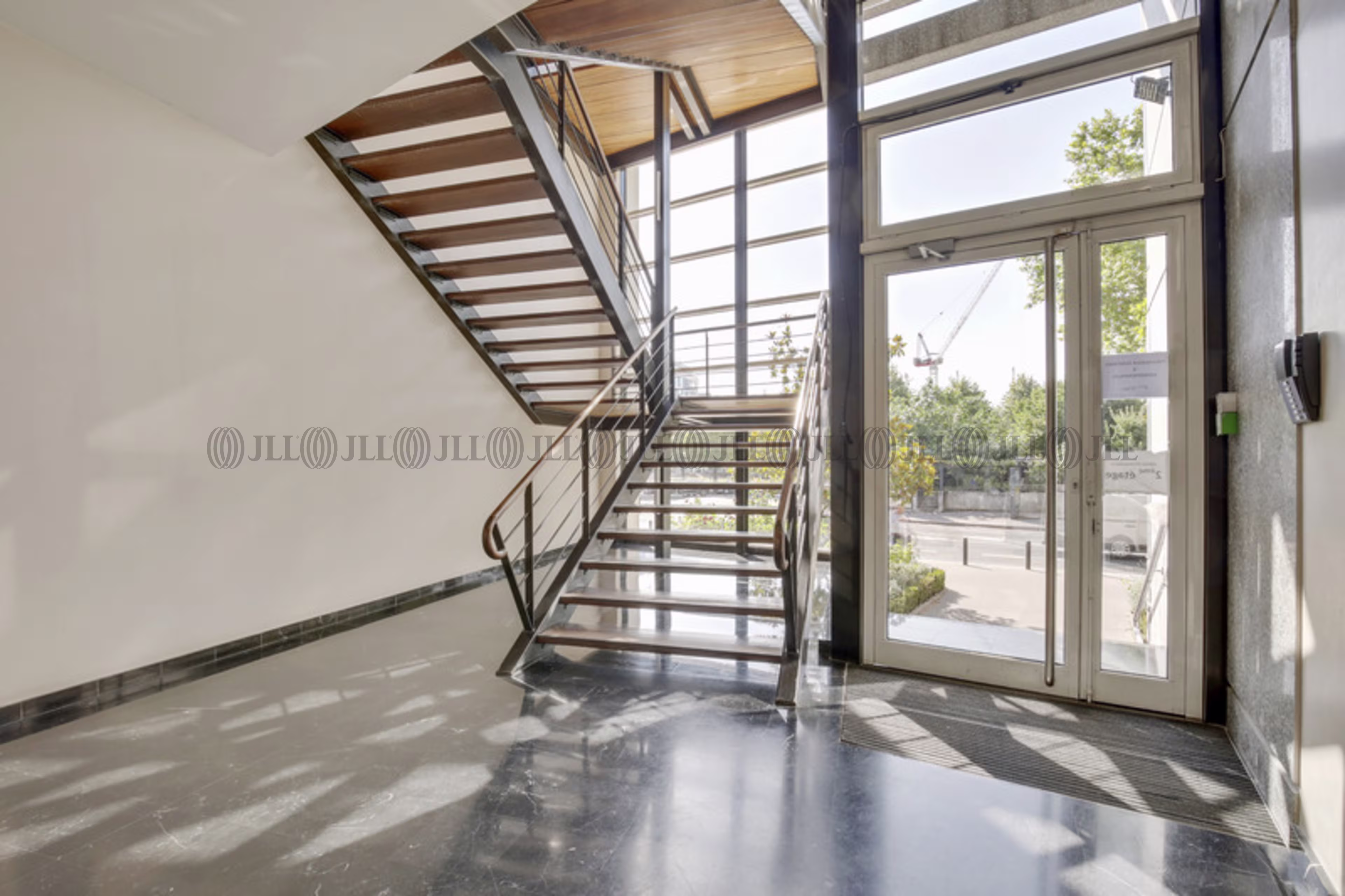 9 AVENUE FRANCIS DE PRESSENSE