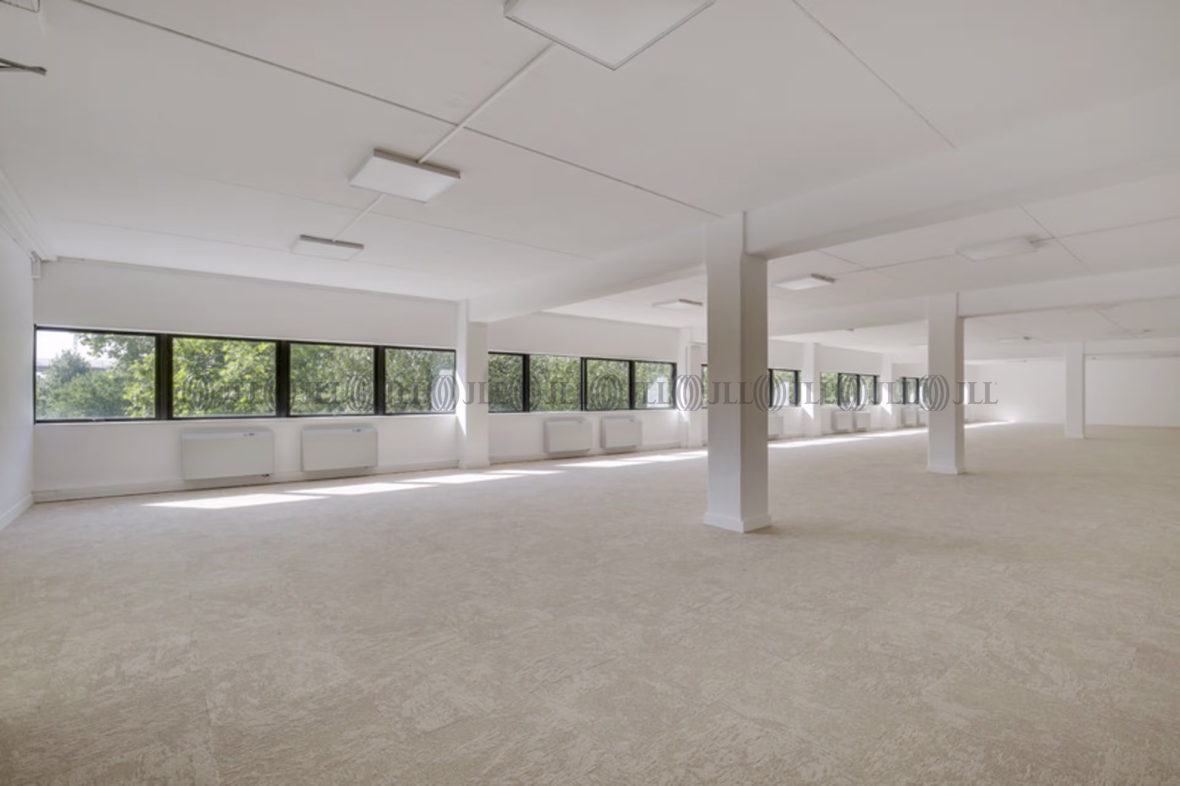 9 AVENUE FRANCIS DE PRESSENSE
