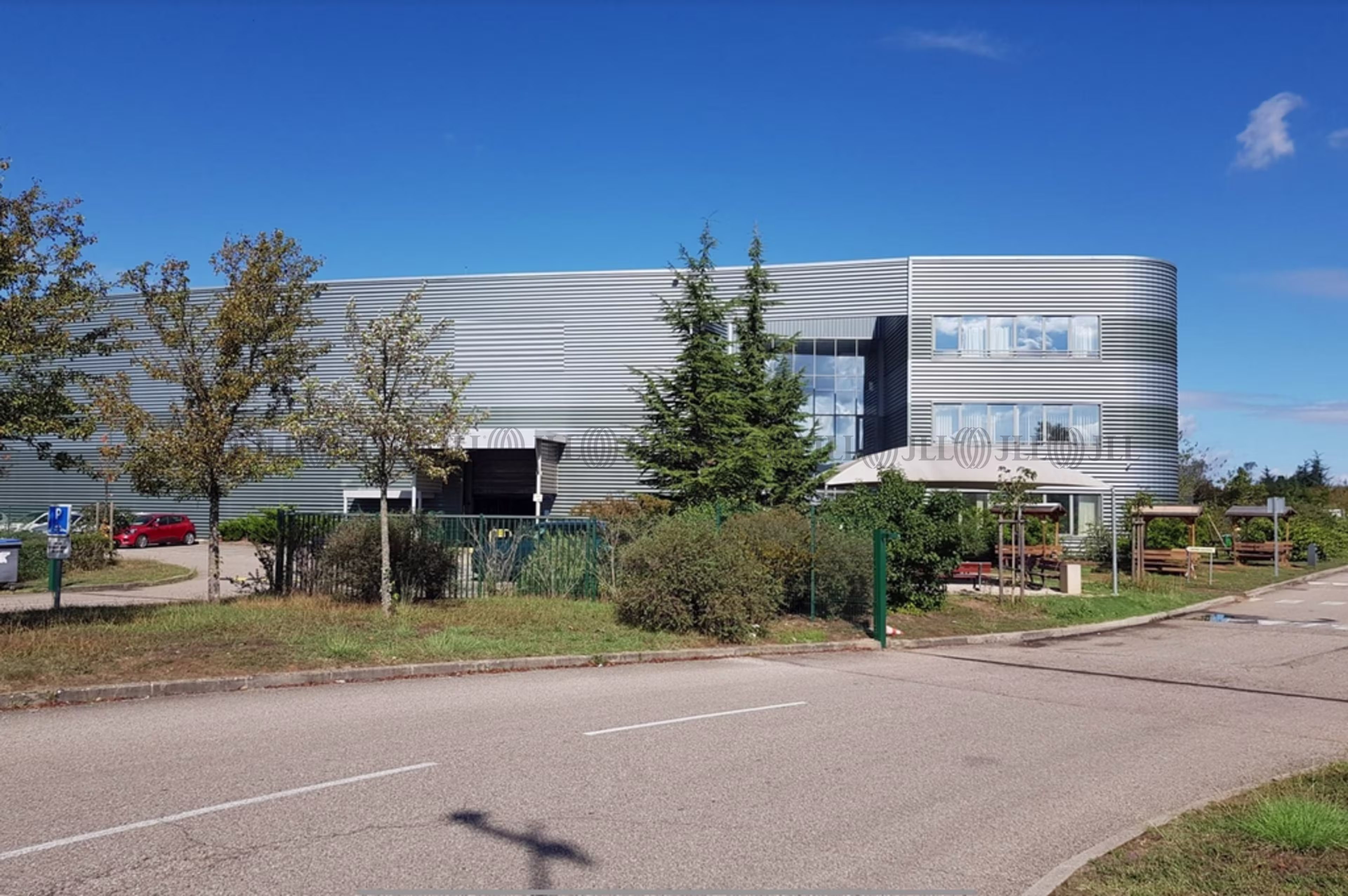 575 AVENUE DES BERGERIES
