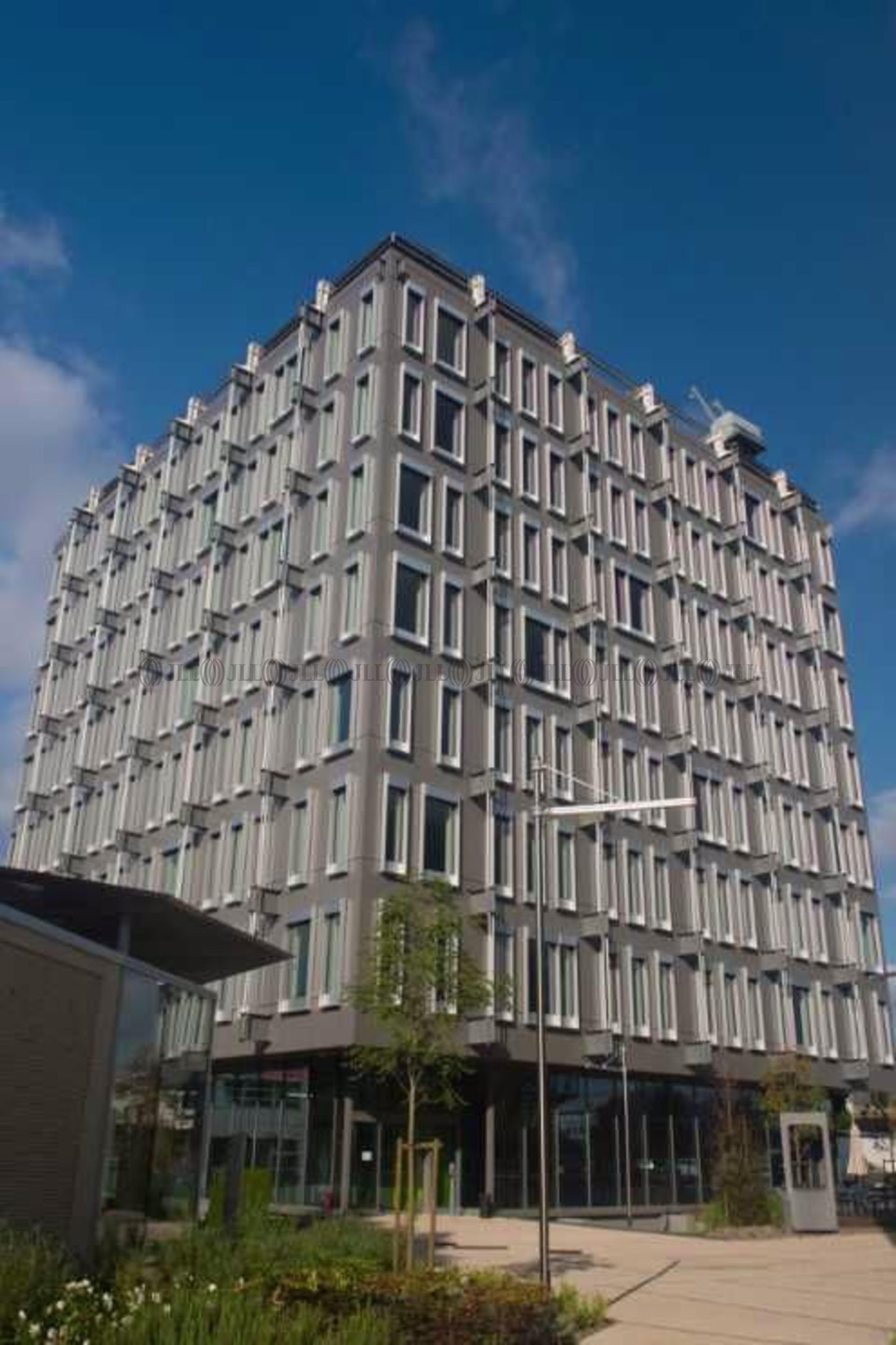 39-47 BOULEVARD ORNANO