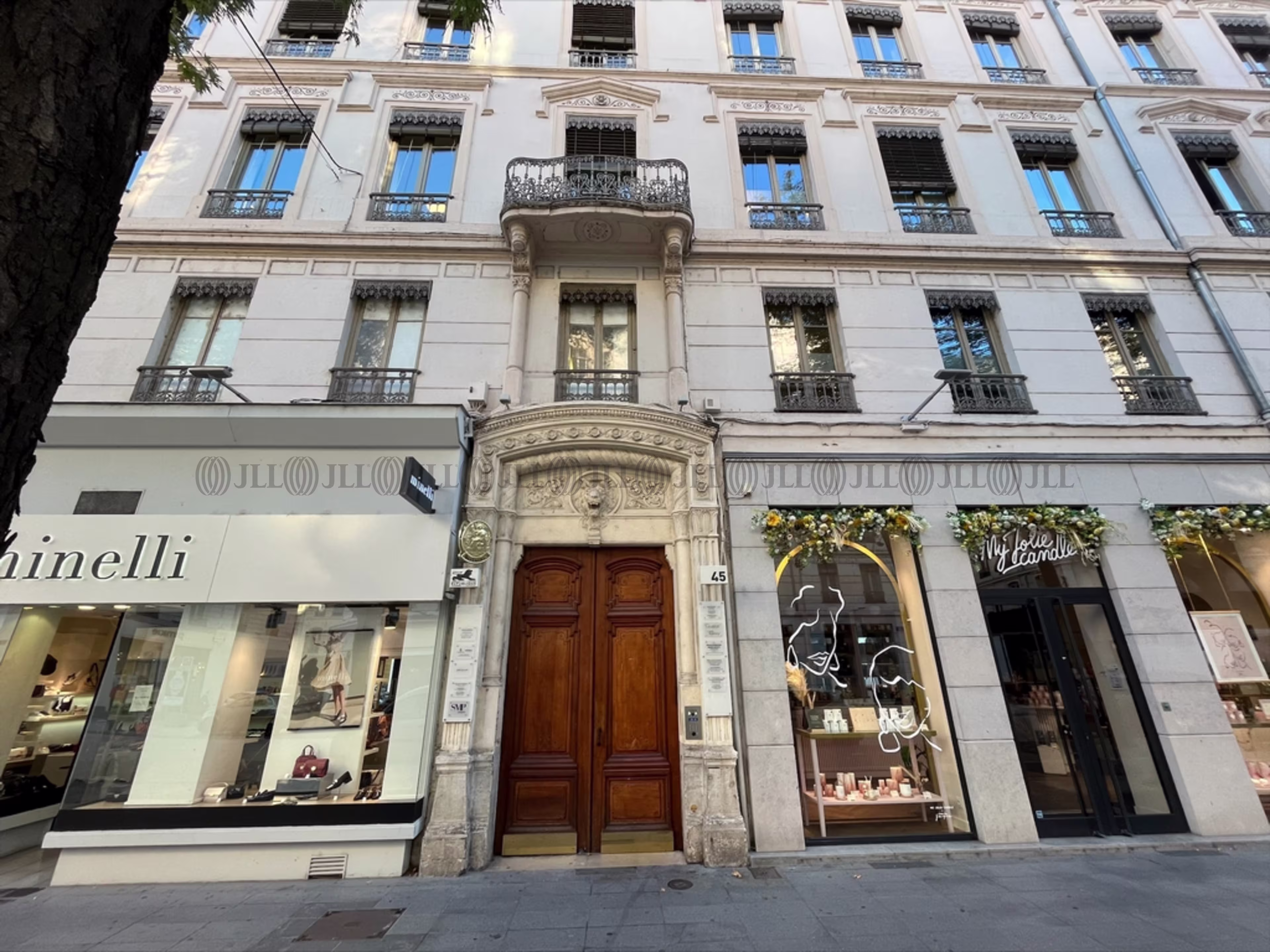 45 RUE DE LA REPUBLIQUE