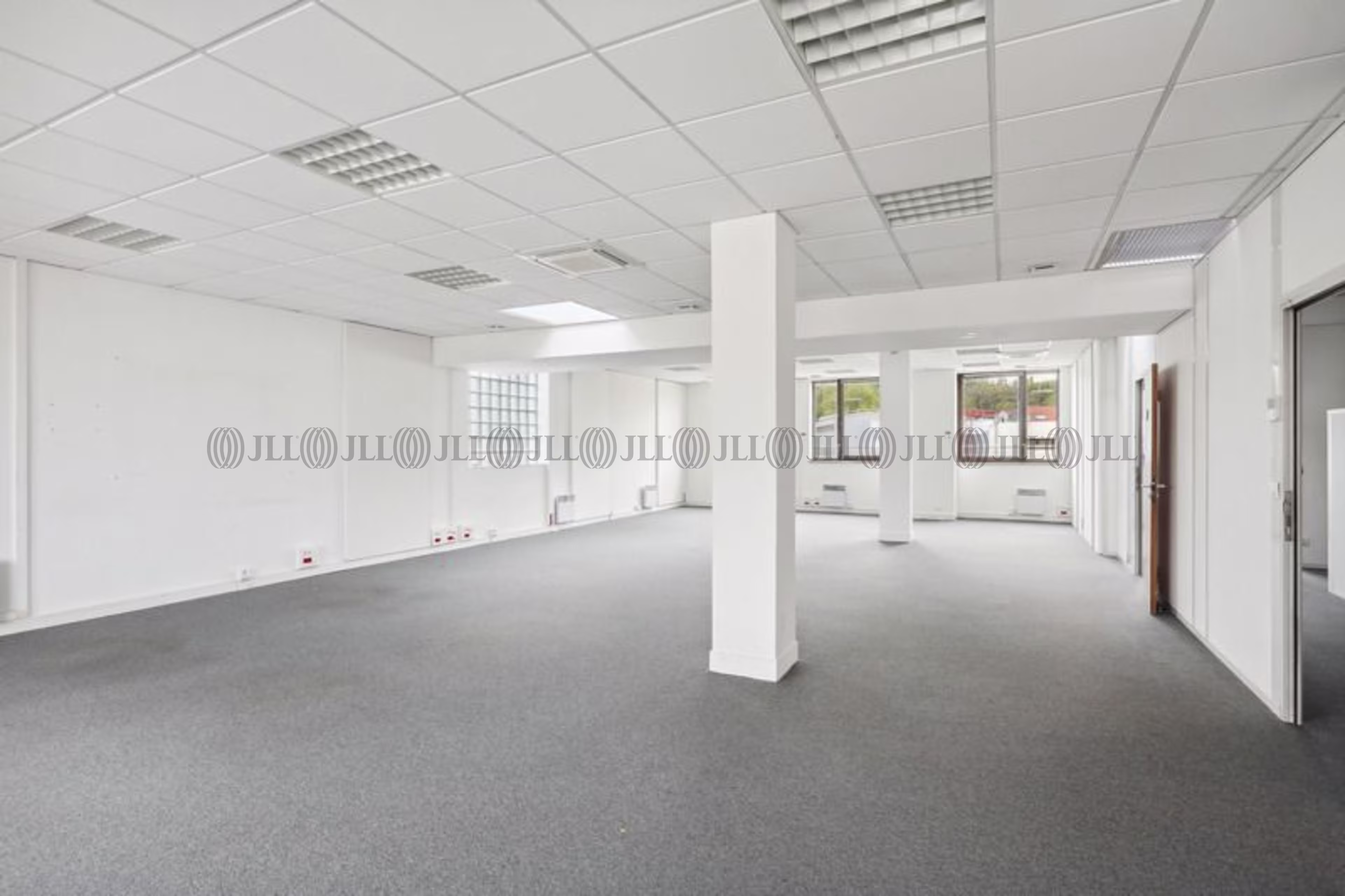 12 RUE SADI CARNOT