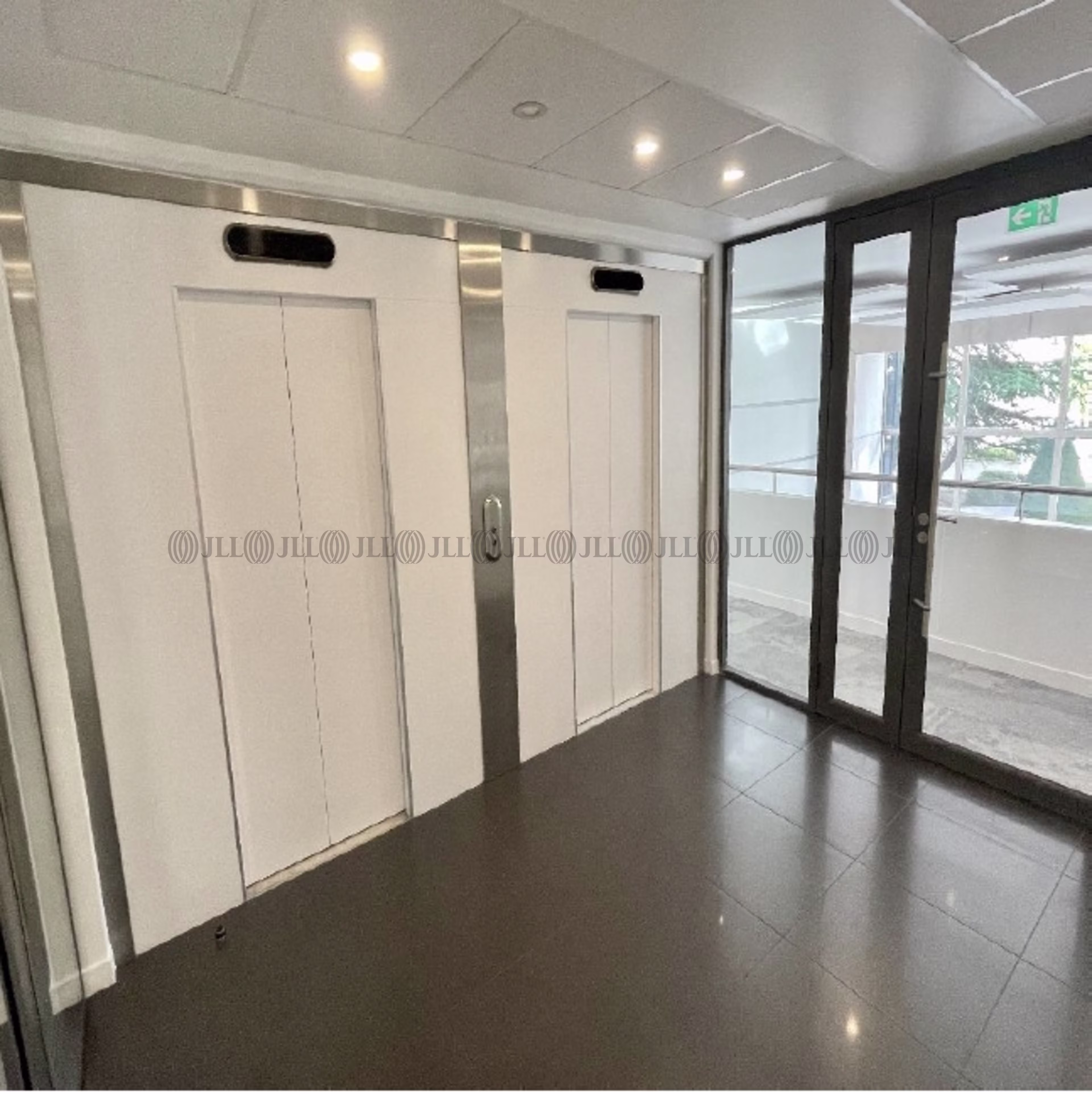 8 RUE ROUGET DE LISLE