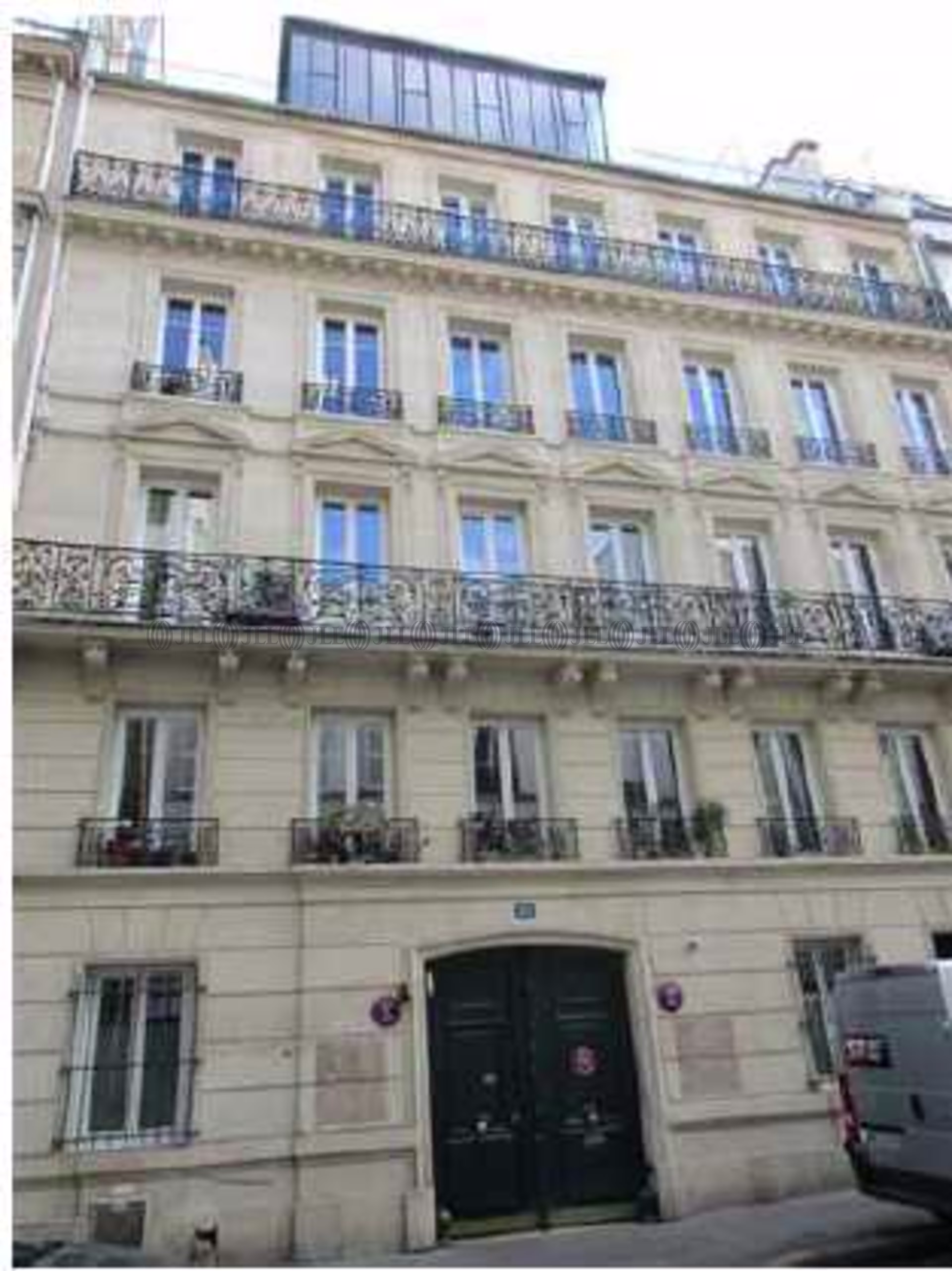 15 RUE DE MILAN