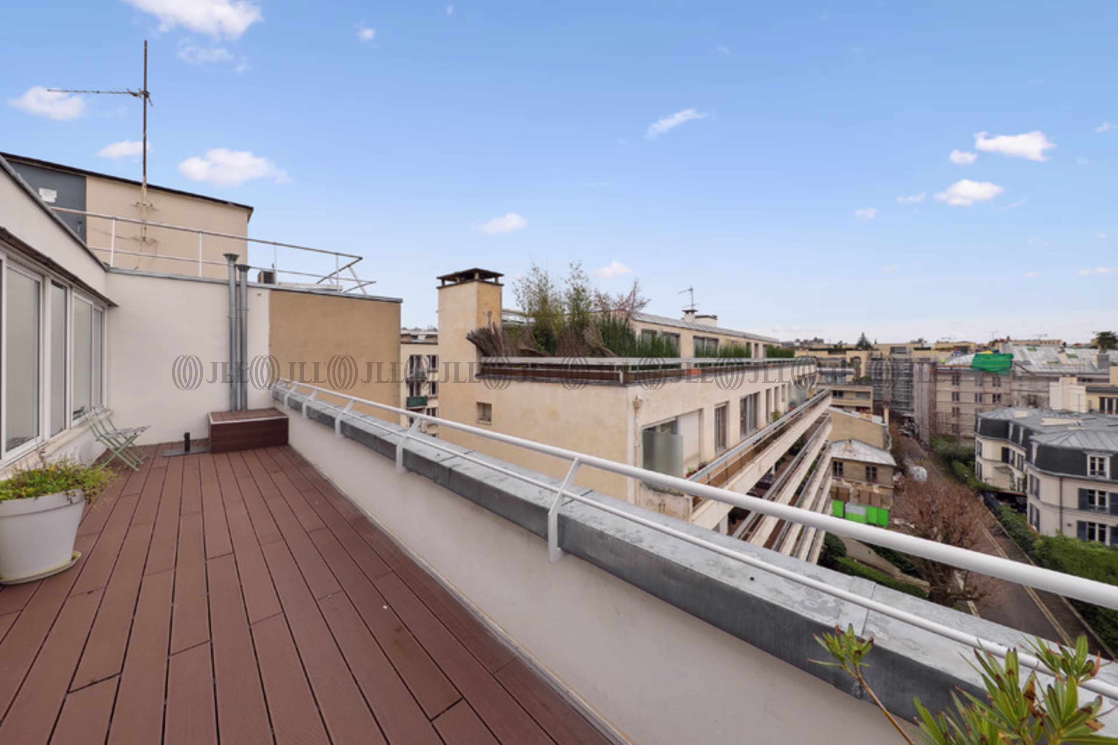 171TER AVENUE CHARLES DE GAULLE