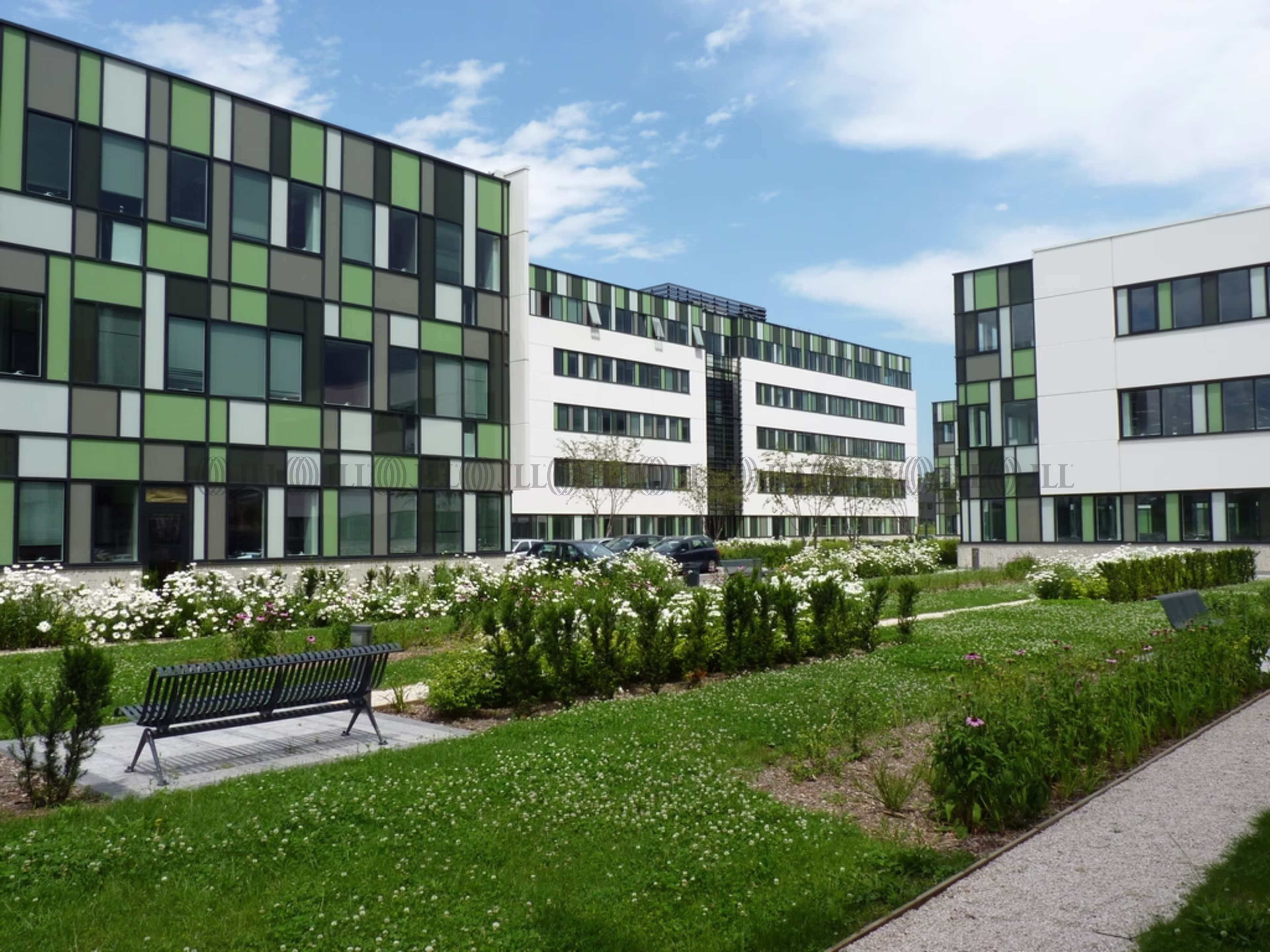 19 - 23 RUE PIERRE GILLES DE GENNES