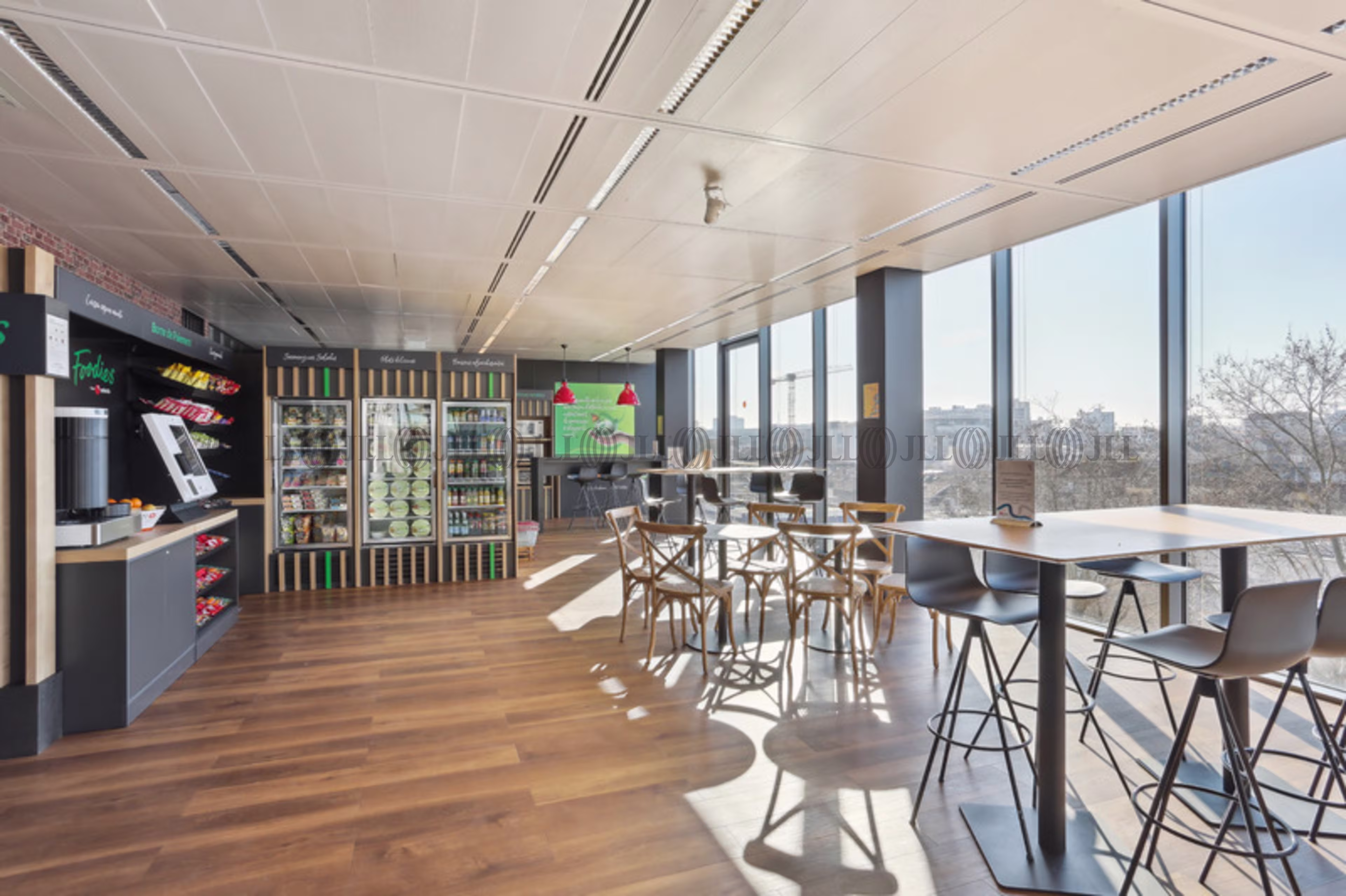 53 BOULEVARD ORNANO