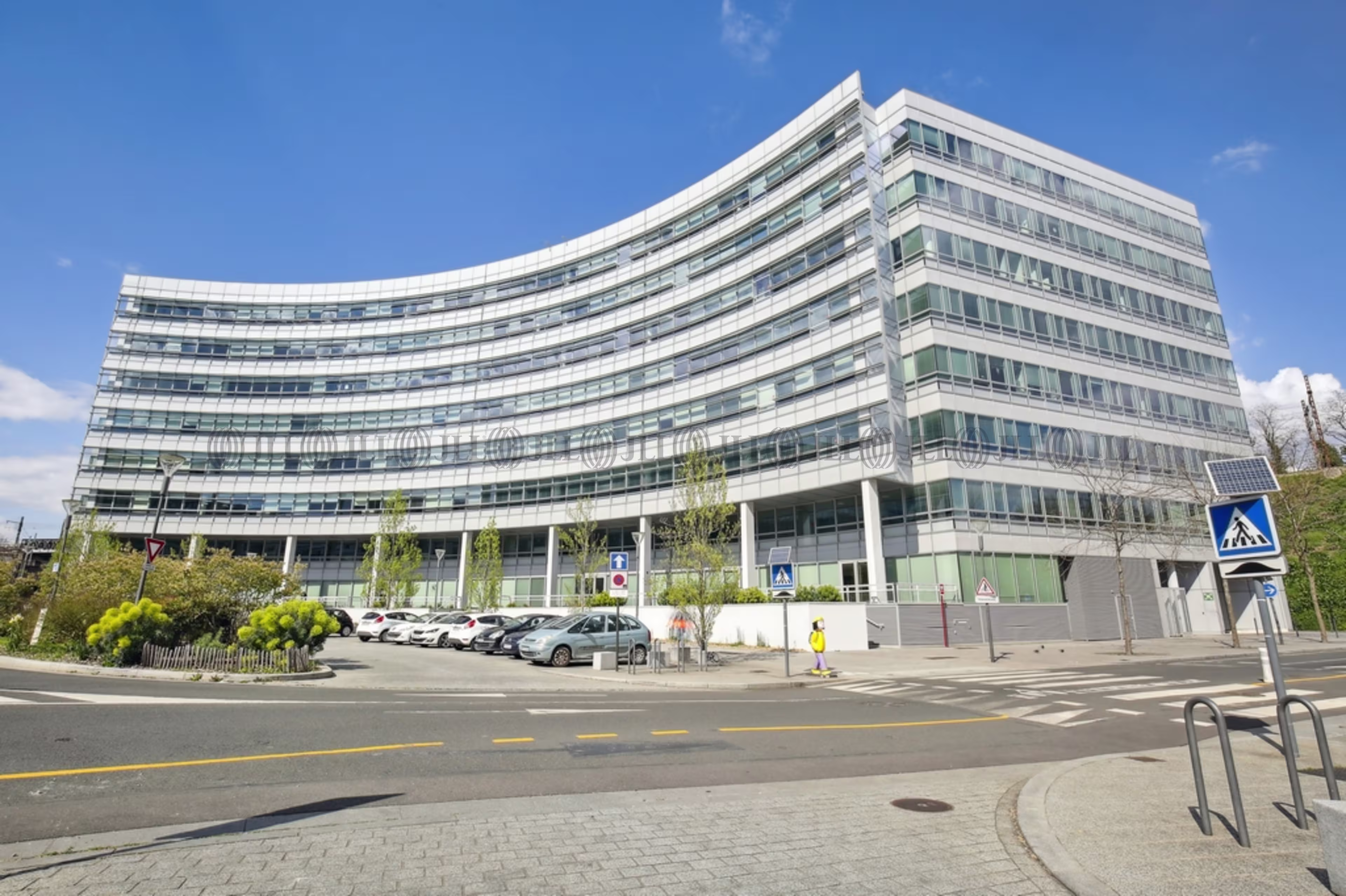 38-40 RUE VICTOR BASCH
