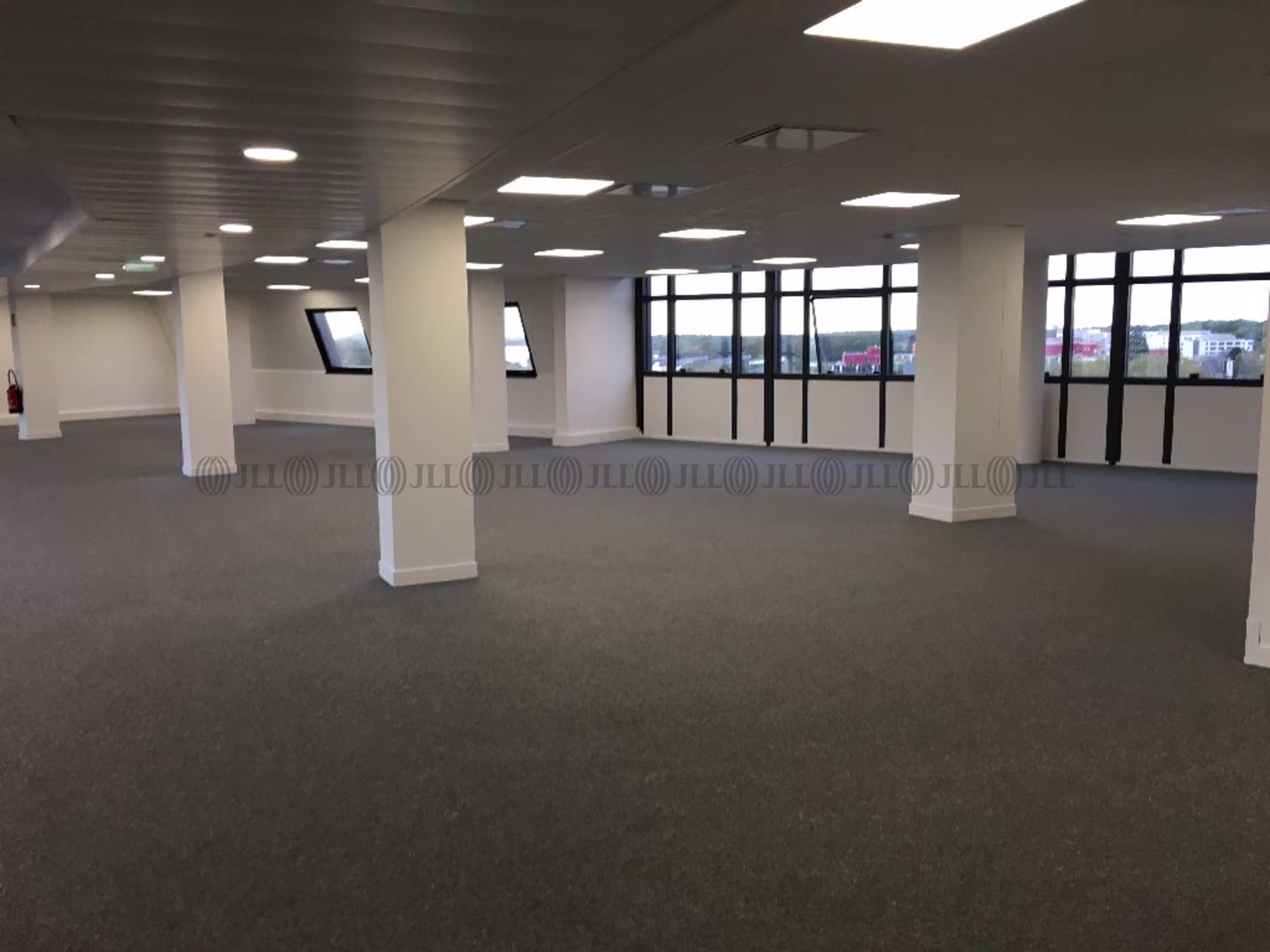 14-15 PLACE GEORGES POMPIDOU