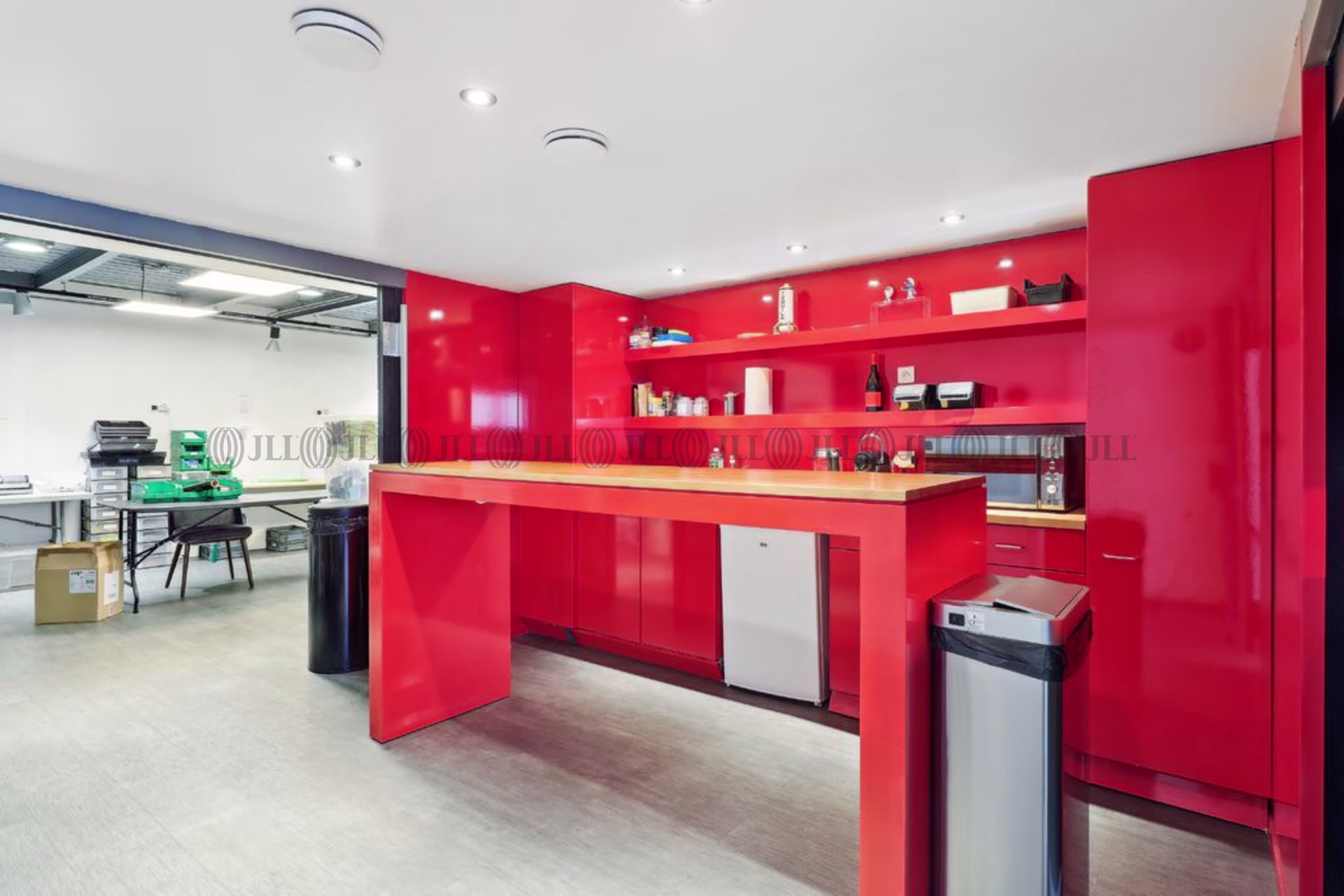 16 RUE HENRI BARBUSSE