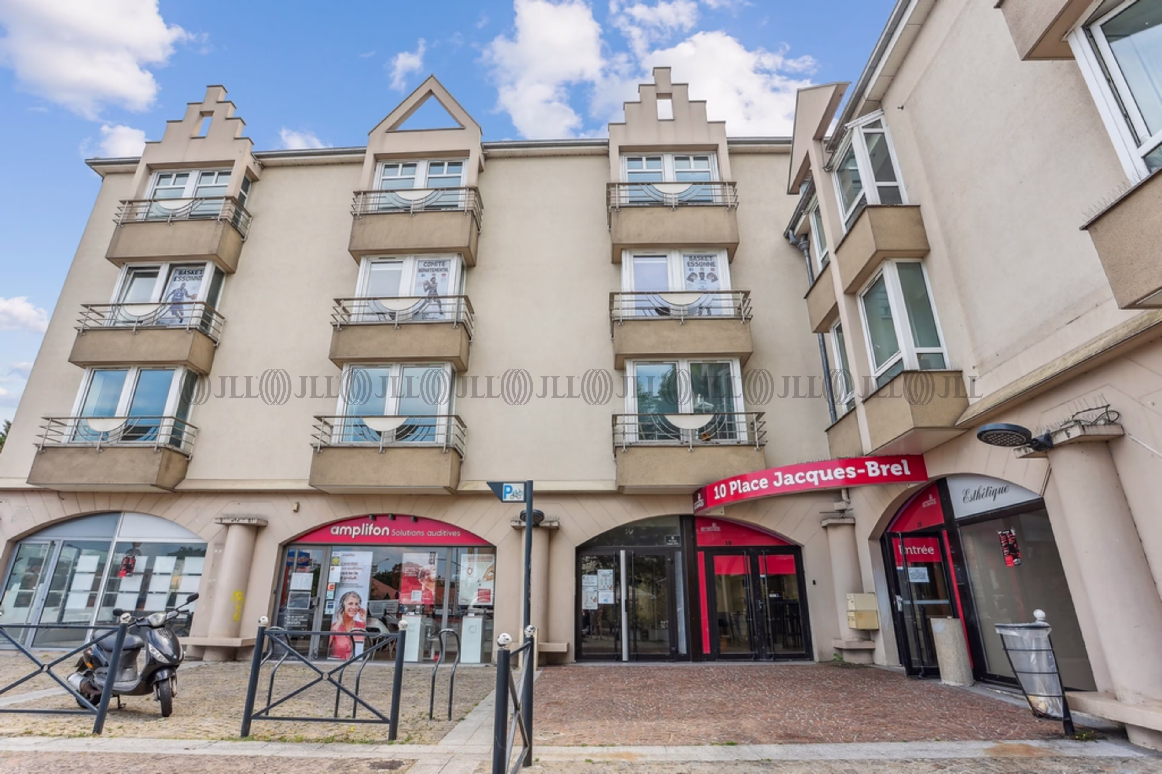 9 PLACE JACQUES BREL