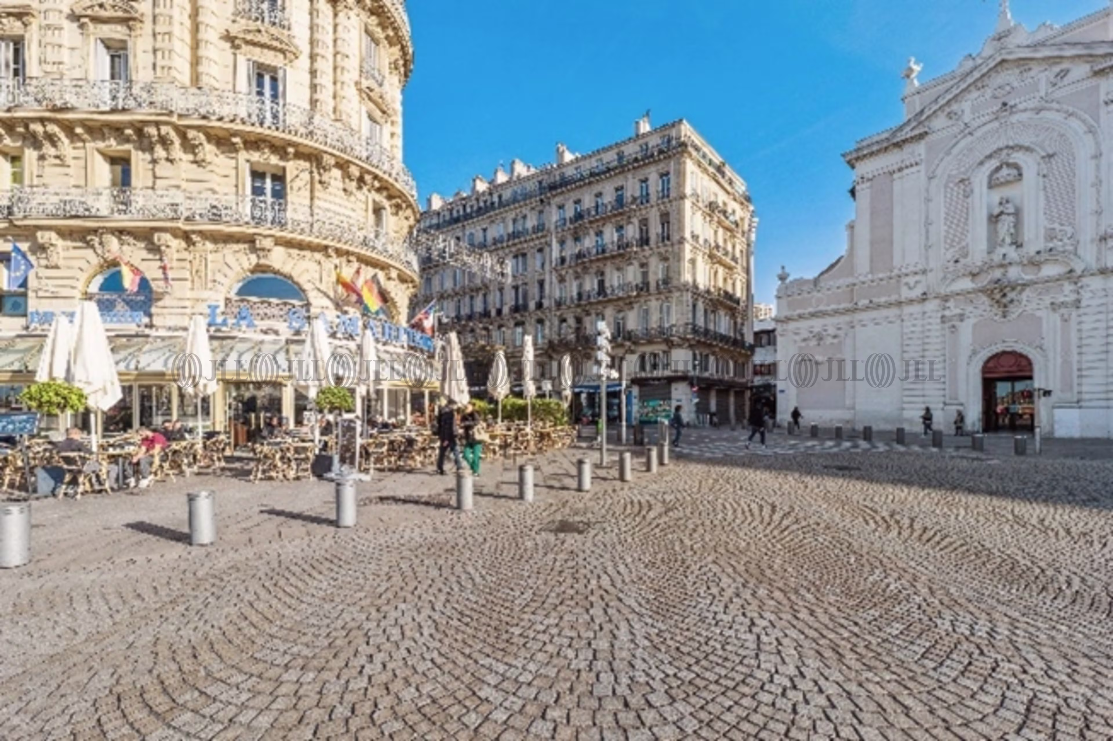  RUE DE LA REPUBLIQUE