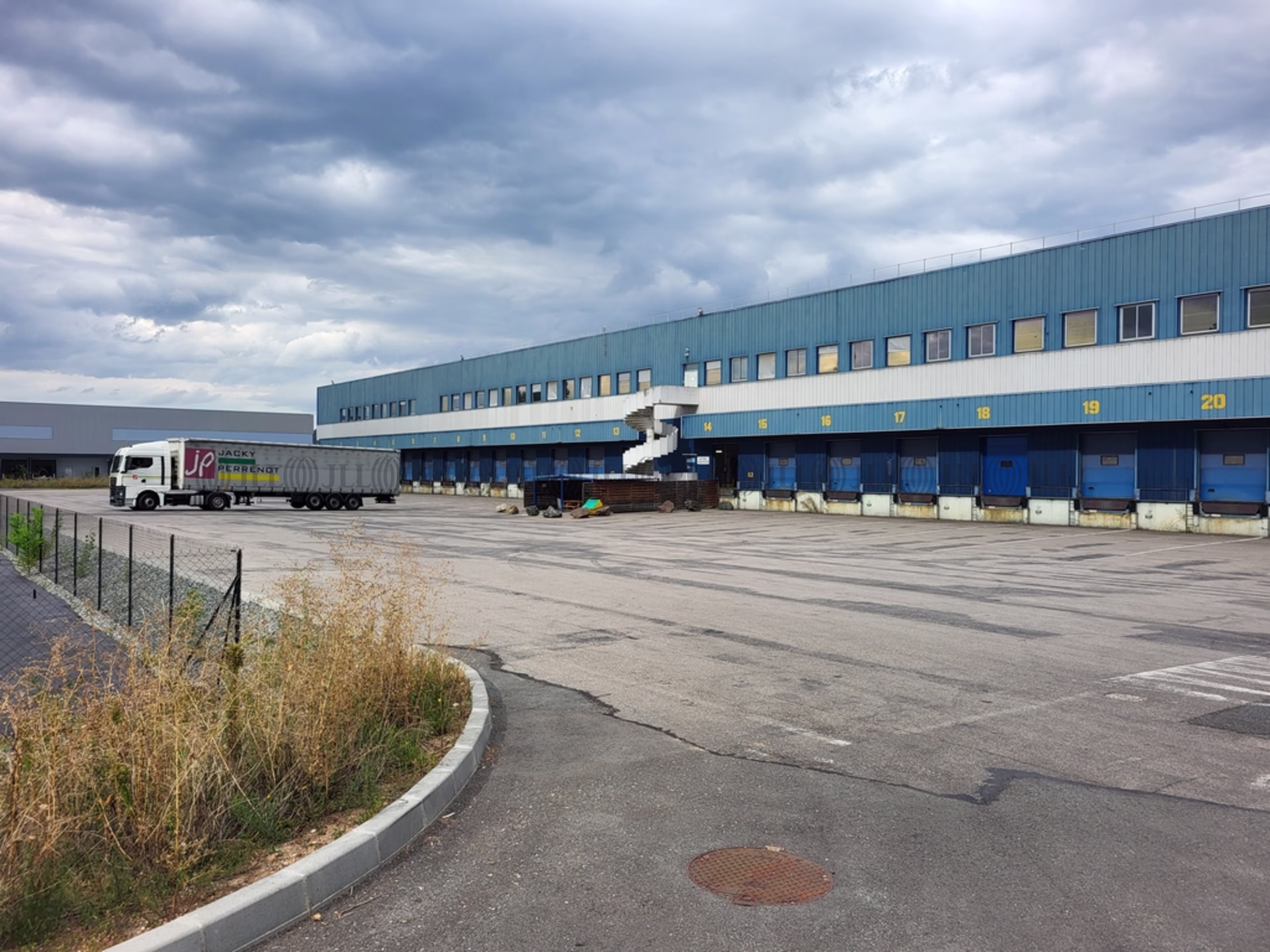 26 RUE DE LA TALAUDIERE