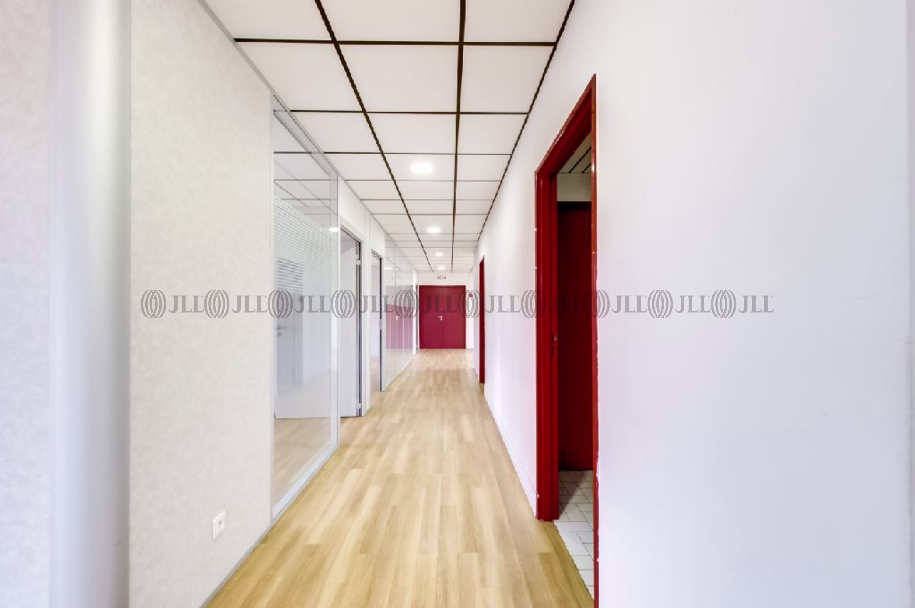 18 AVENUE CARNOT