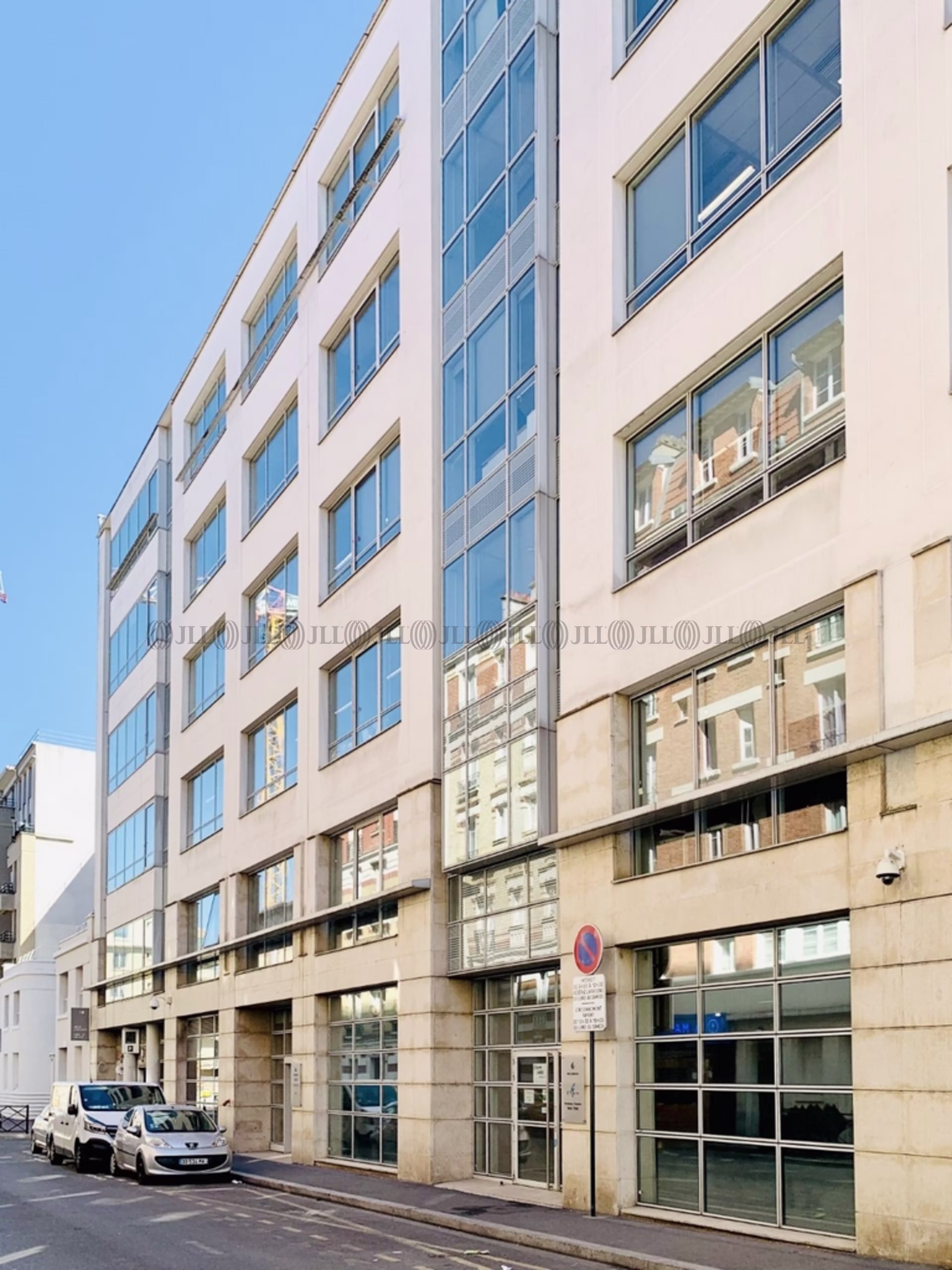 6 RUE CASTERES