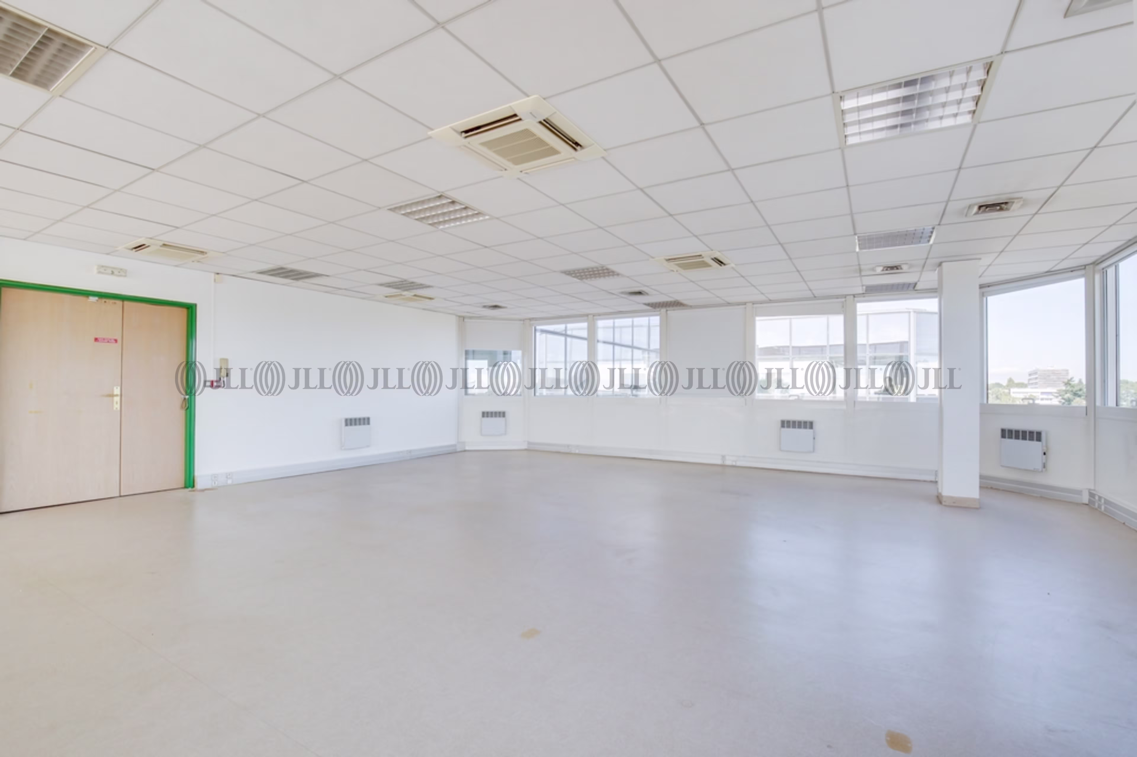 23 AVENUE LOUIS BREGUET