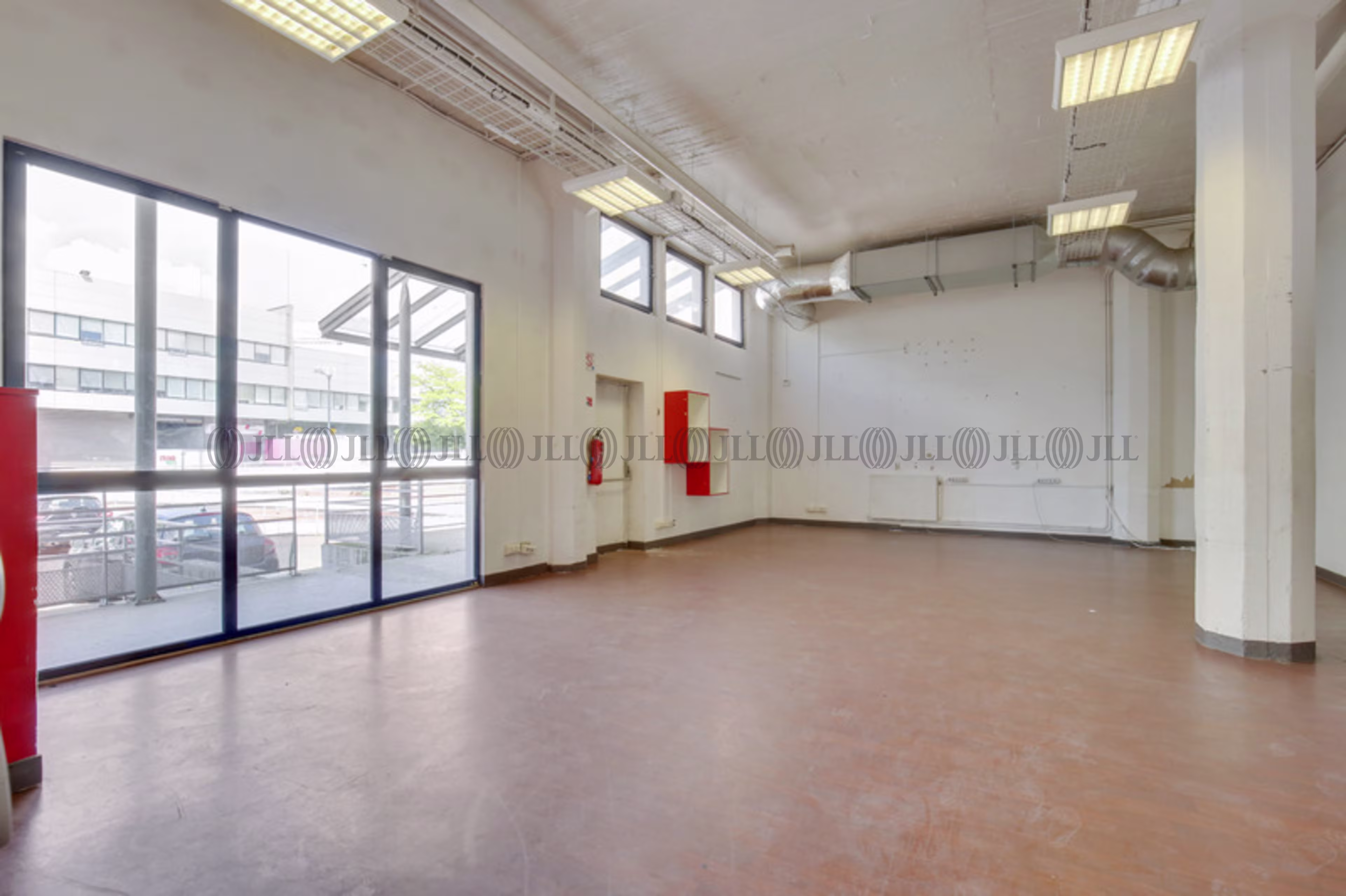 43-45 AVENUE VICTOR HUGO