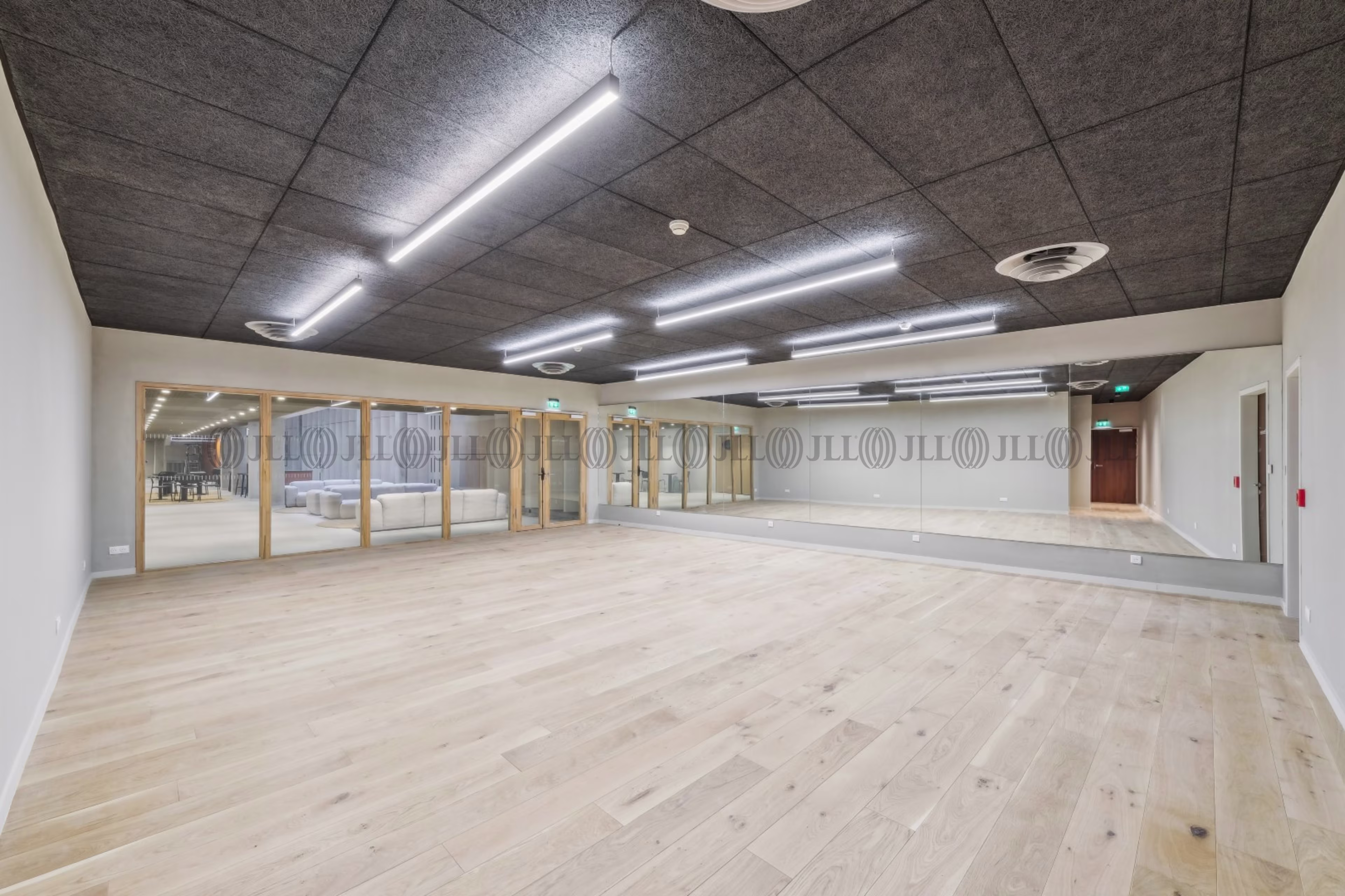 30 AVENUE LEON GAUMONT