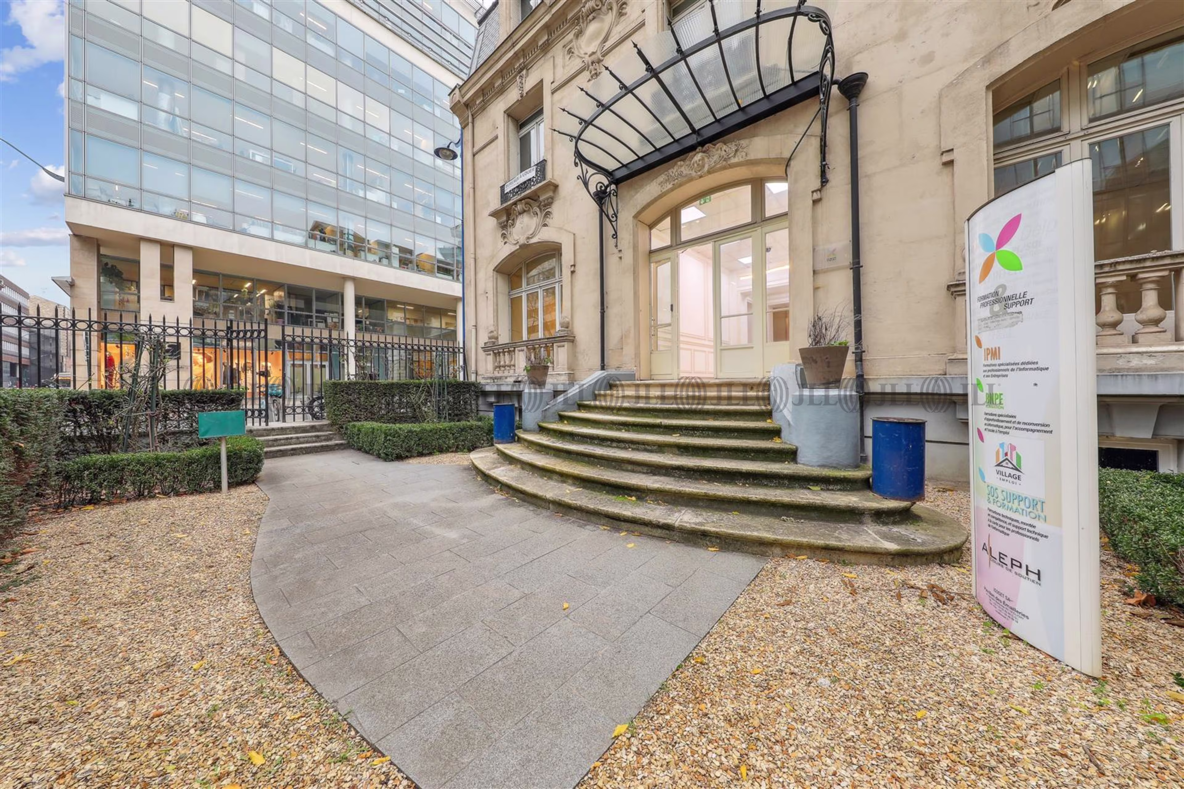 61 RUE HENRI BARBUSSE