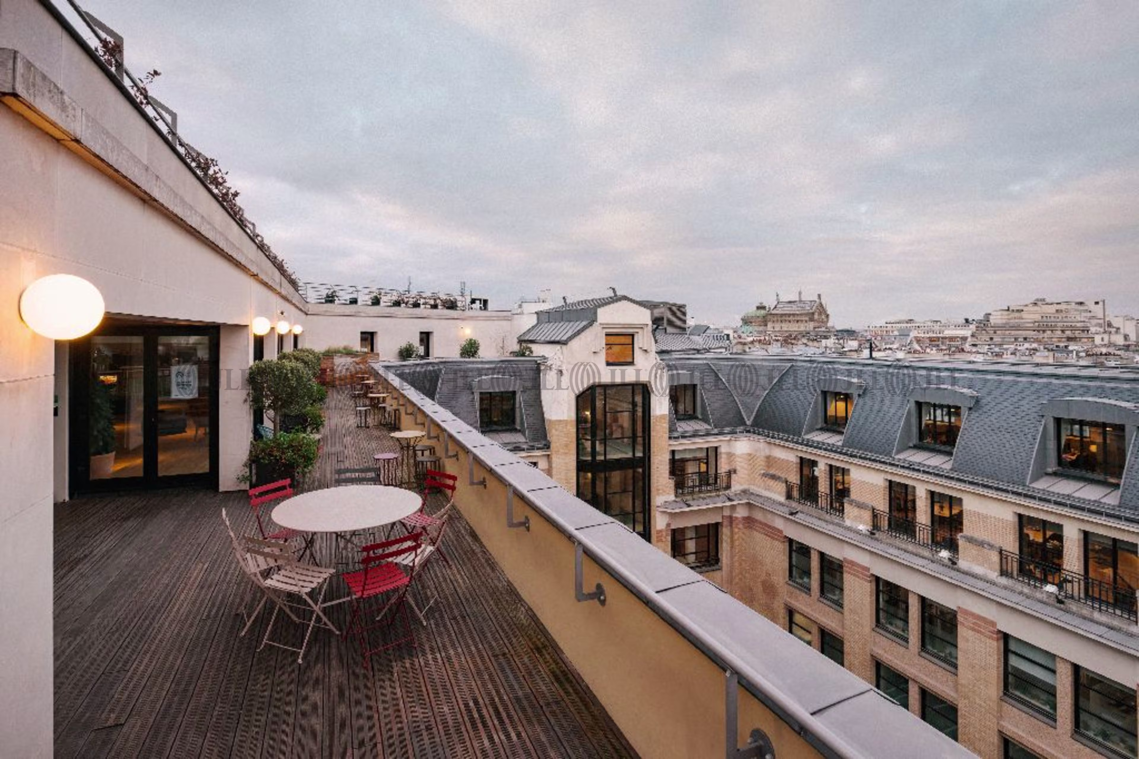 31-33BIS RUE LA FAYETTE