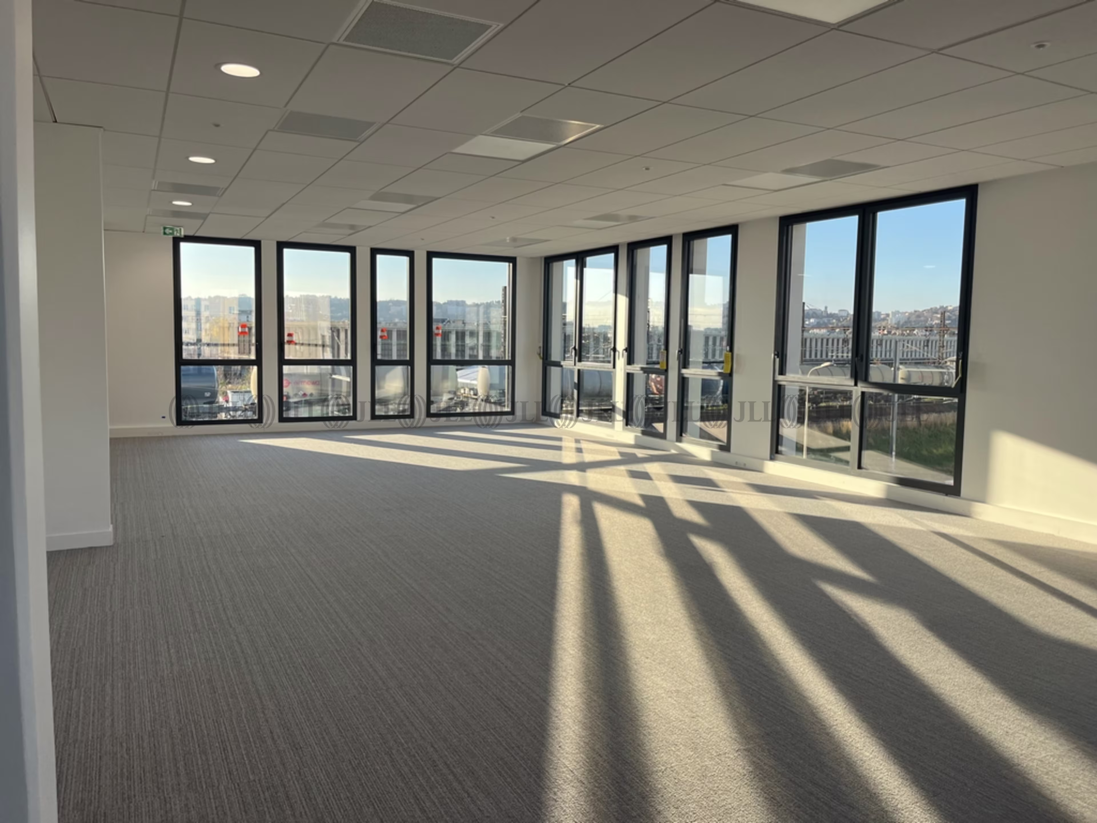 31-33 RUE PAUL DUVIVIER