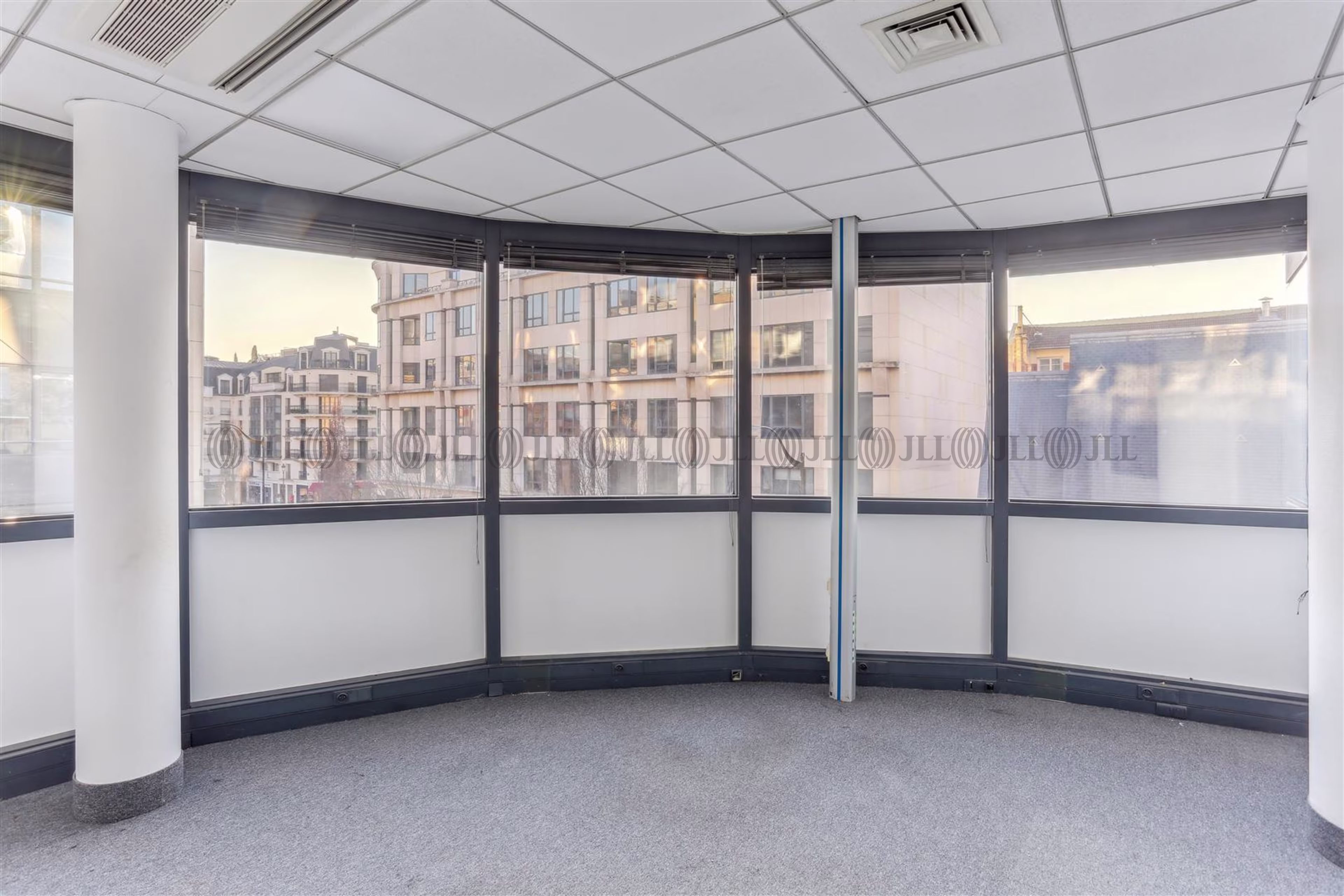 80-82 RUE ANATOLE FRANCE
