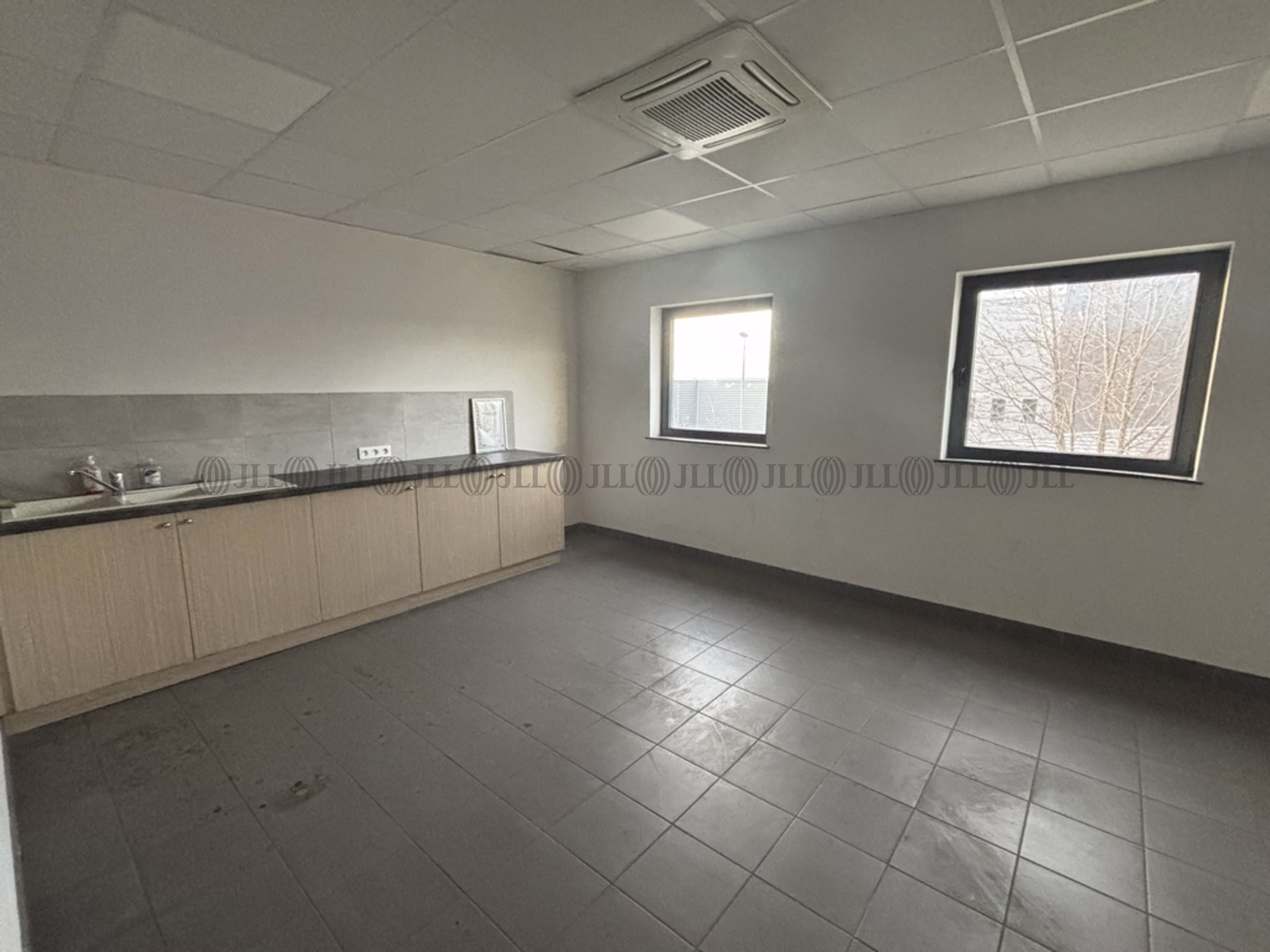 105 RUE FRANCOIS HENNEBIQUE