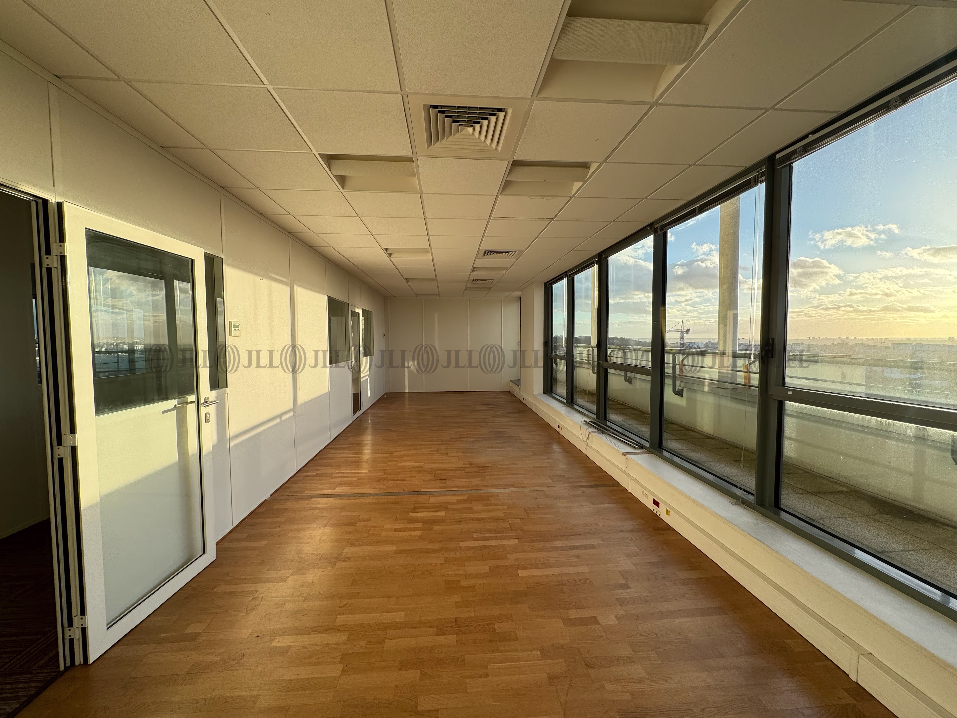 21 BOULEVARD JEAN MONNET