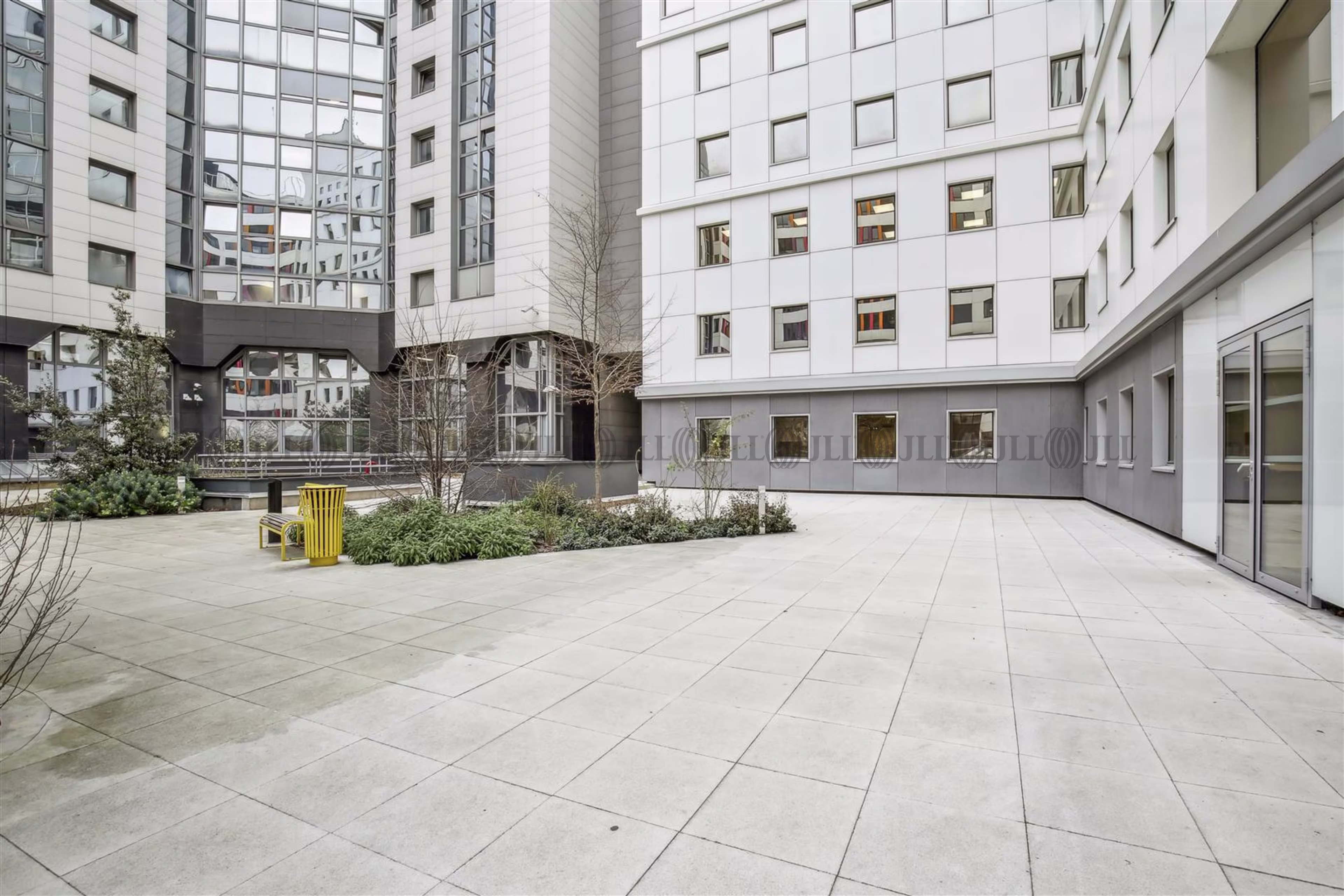 101-107 RUE DES 3 FONTANOT