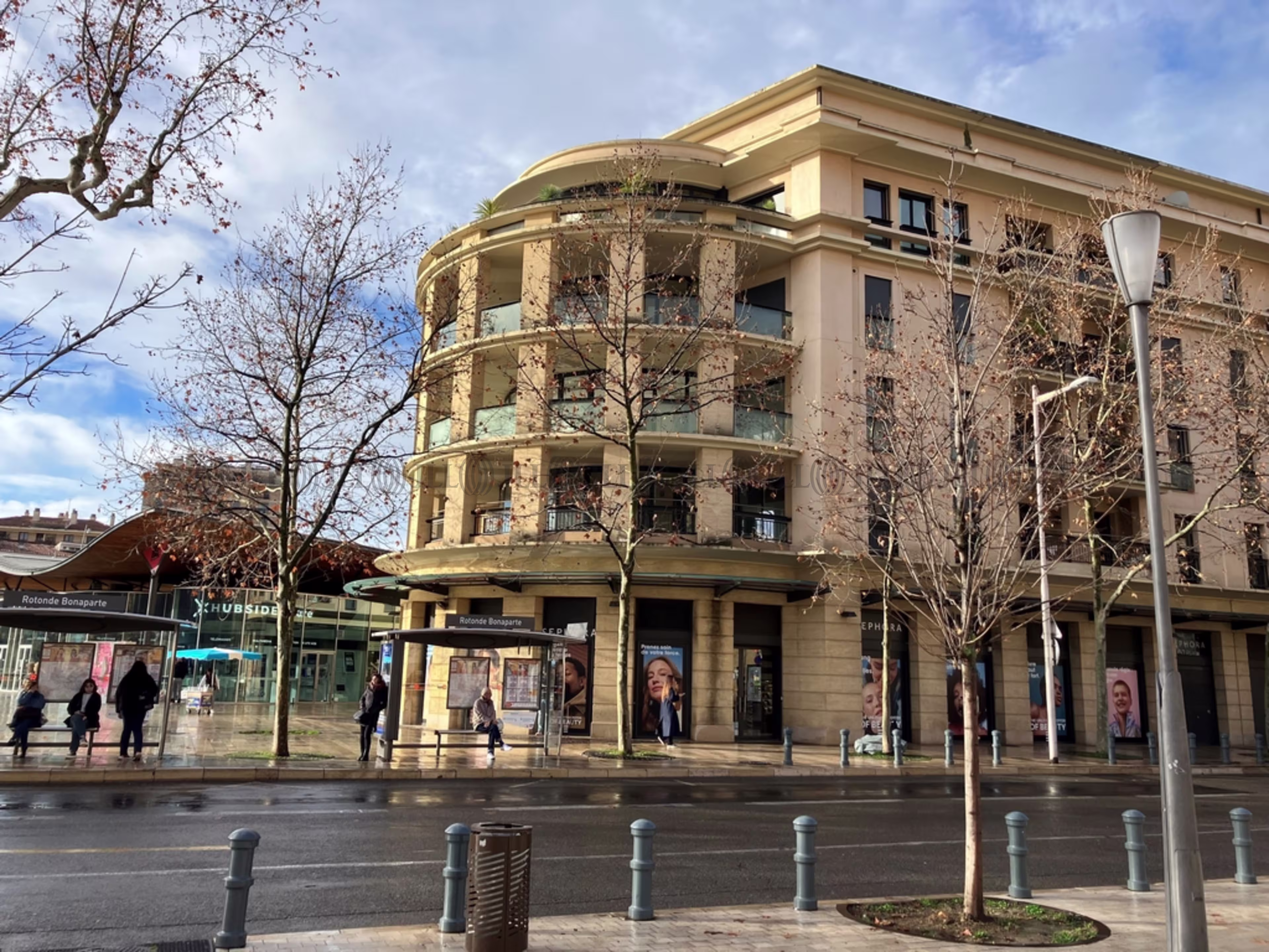 90 AVENUE NAPOLEON BONAPARTE