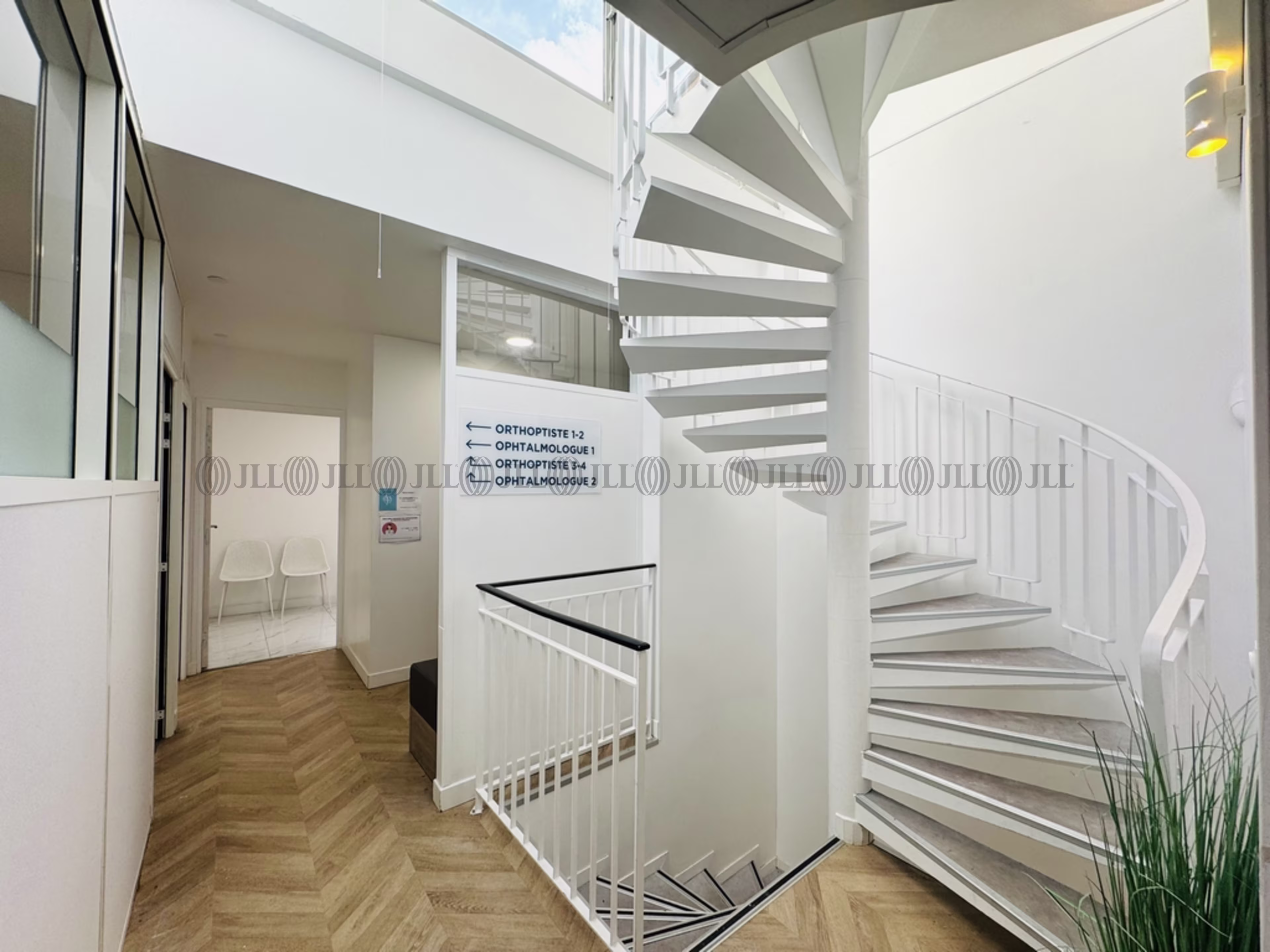 54BIS RUE LOUIS ROUQUIER