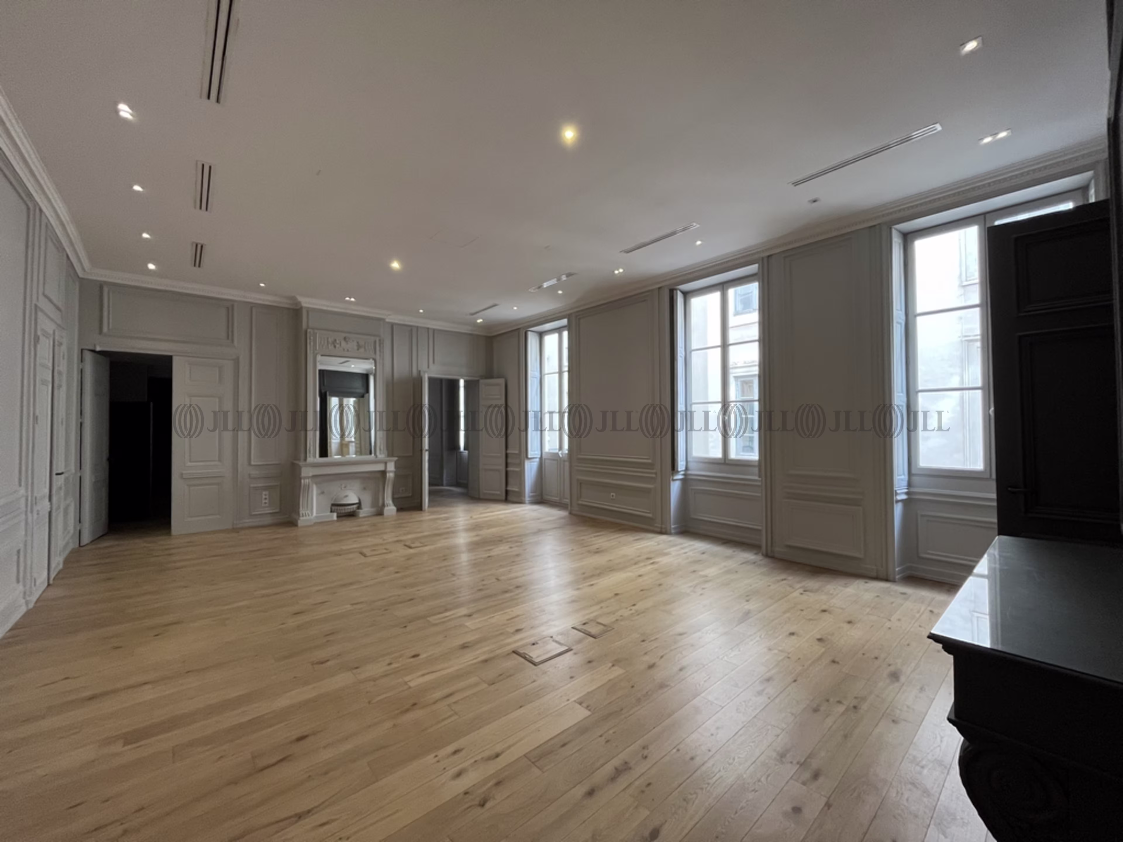 14 RUE ROYALE