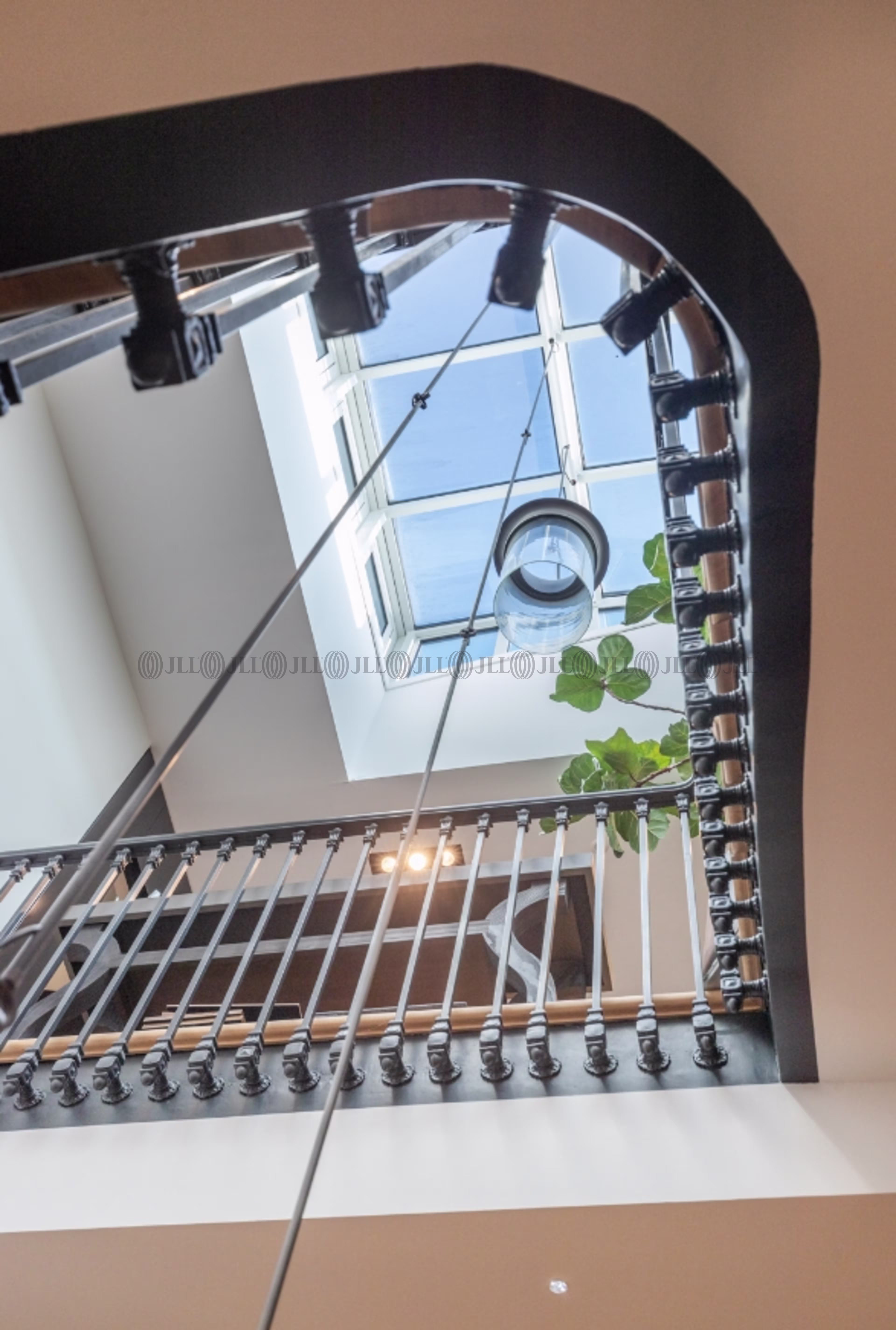 46 RUE DE LILLE