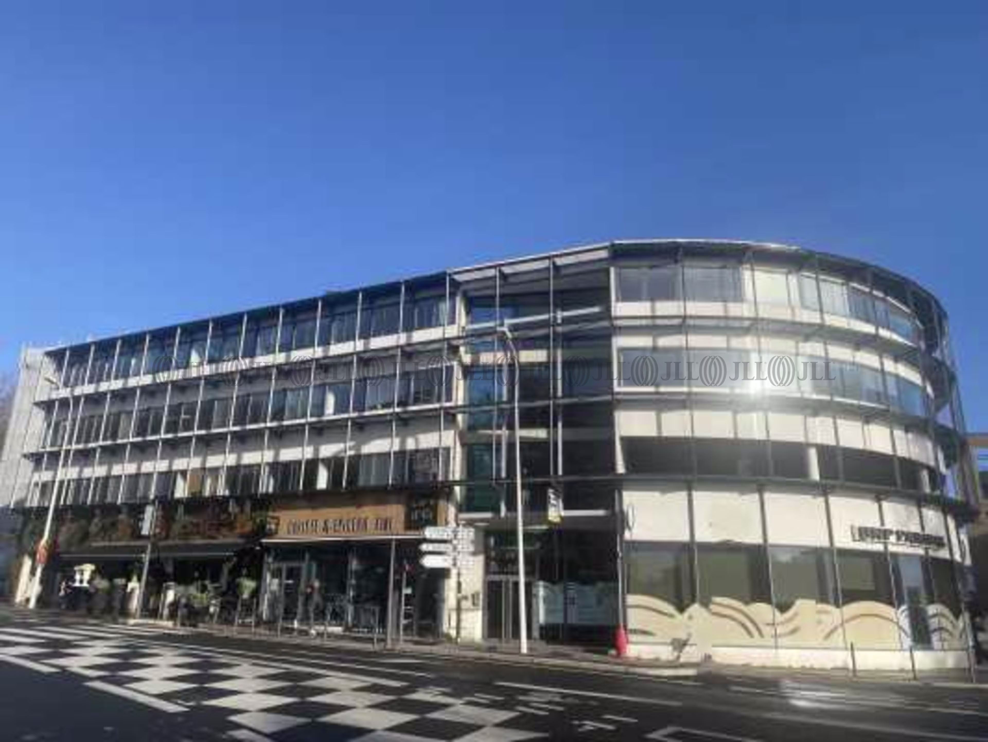 120 RUE DE SAINT CYR