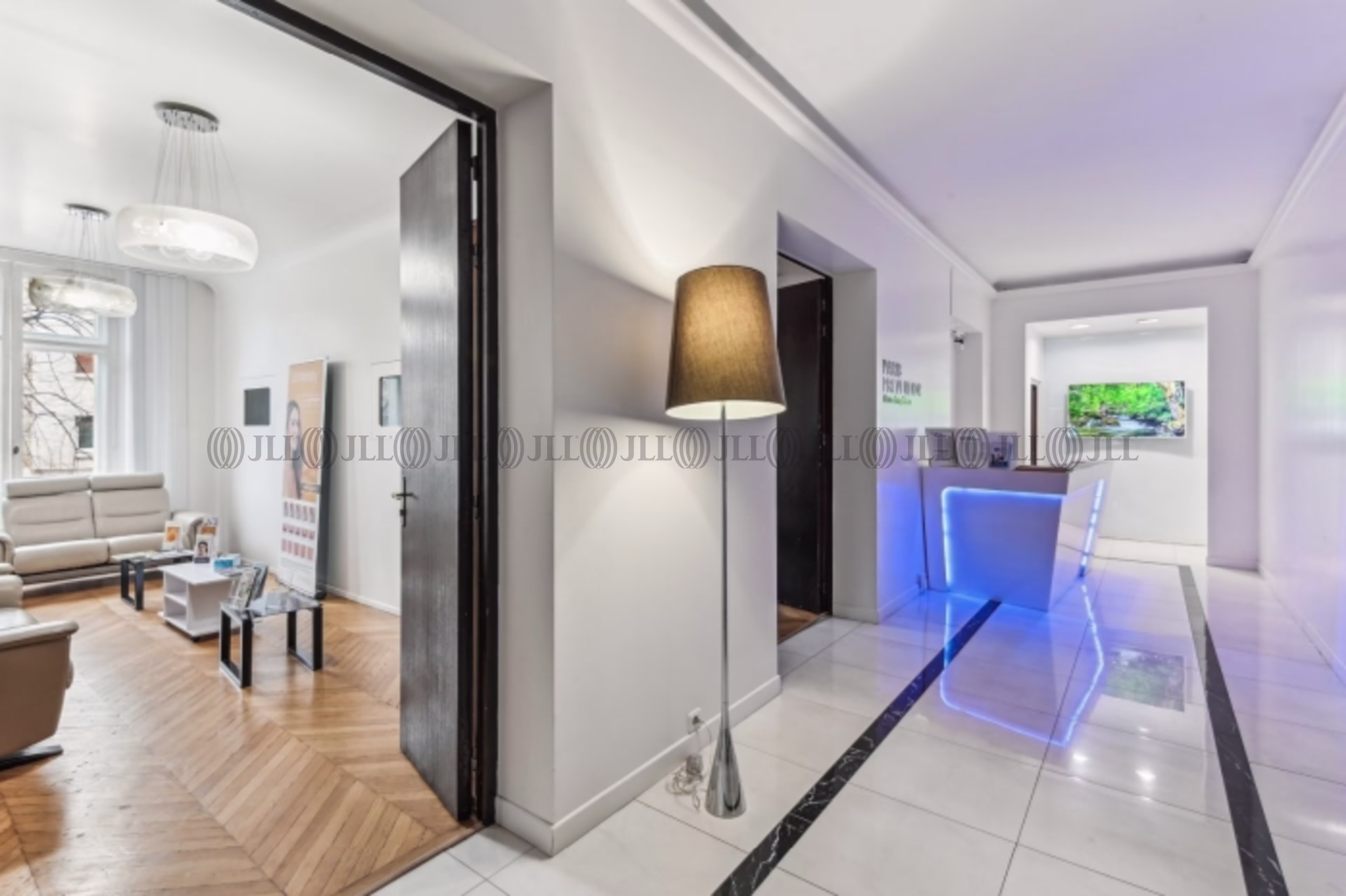 45 AVENUE VICTOR HUGO