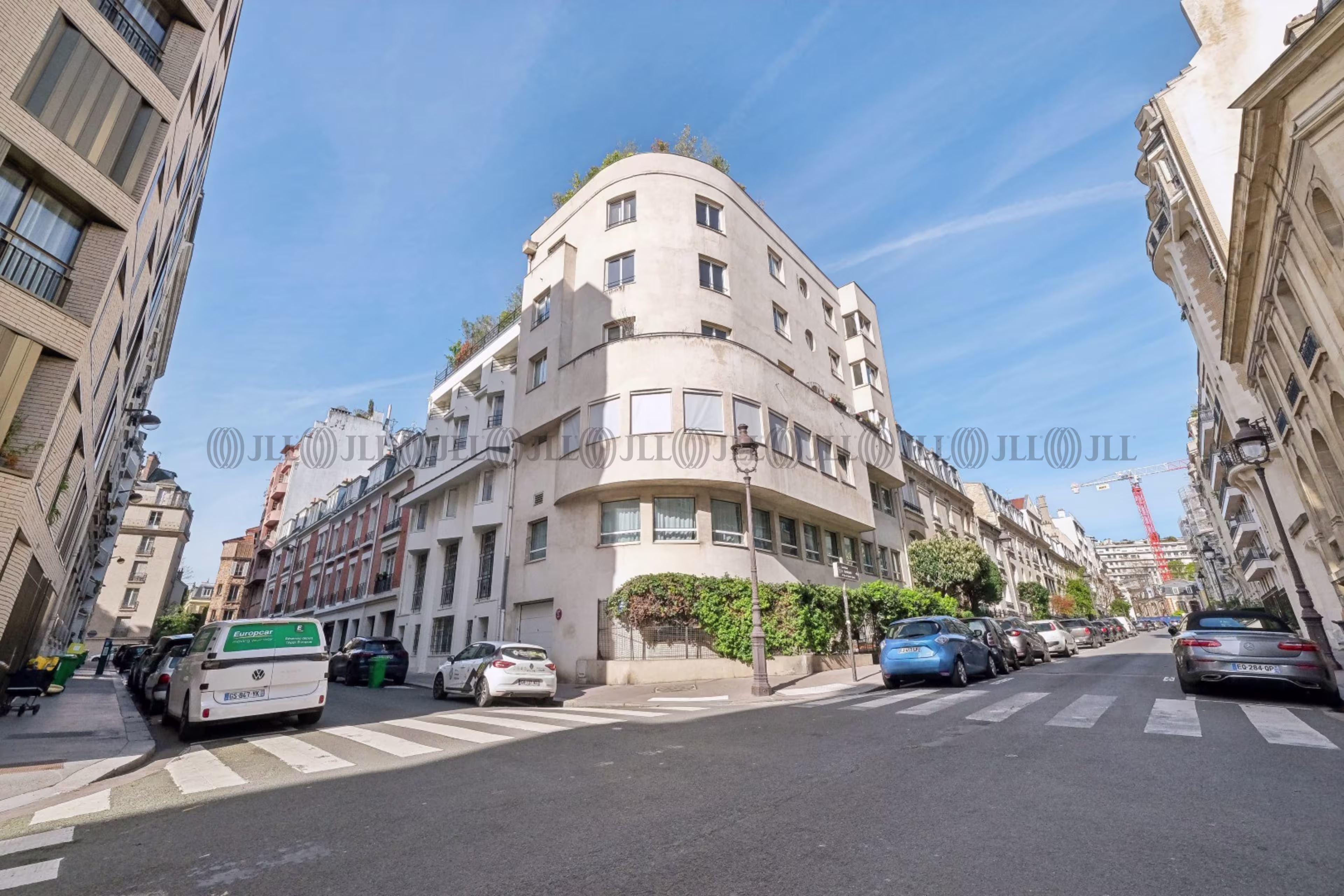 15 RUE HENRI HEINE
