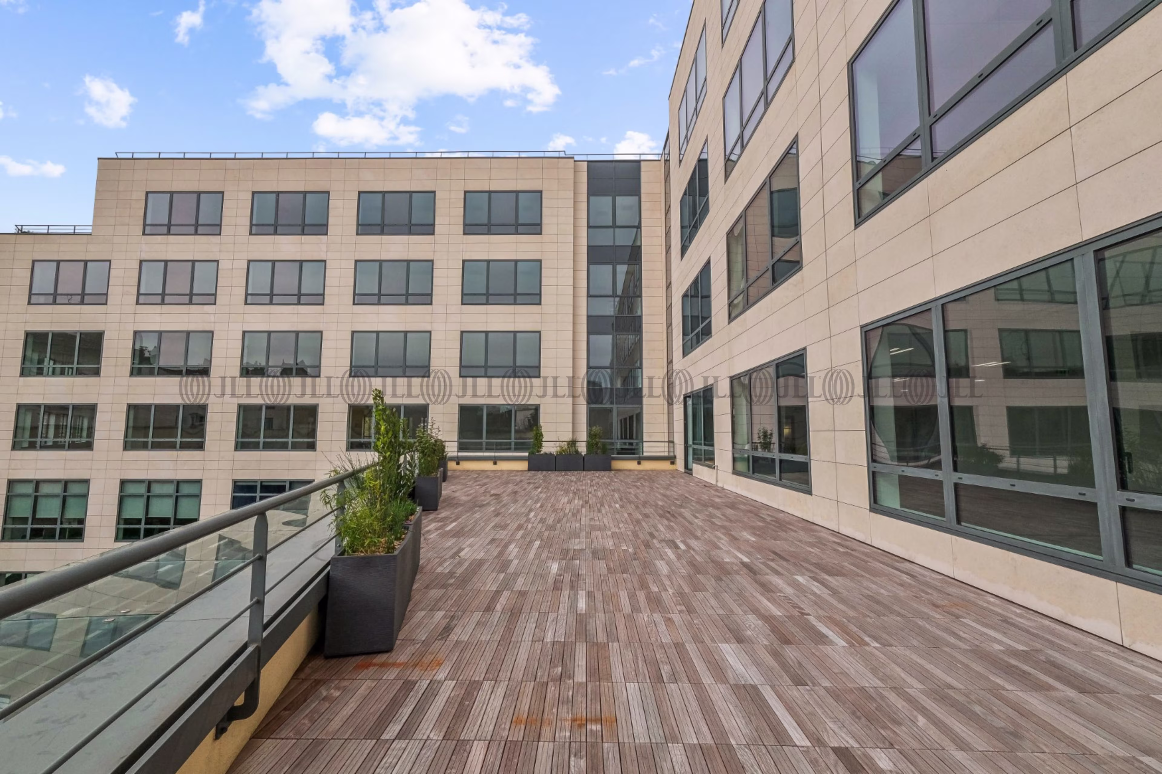 10-20 RUE RAYMOND DAVID