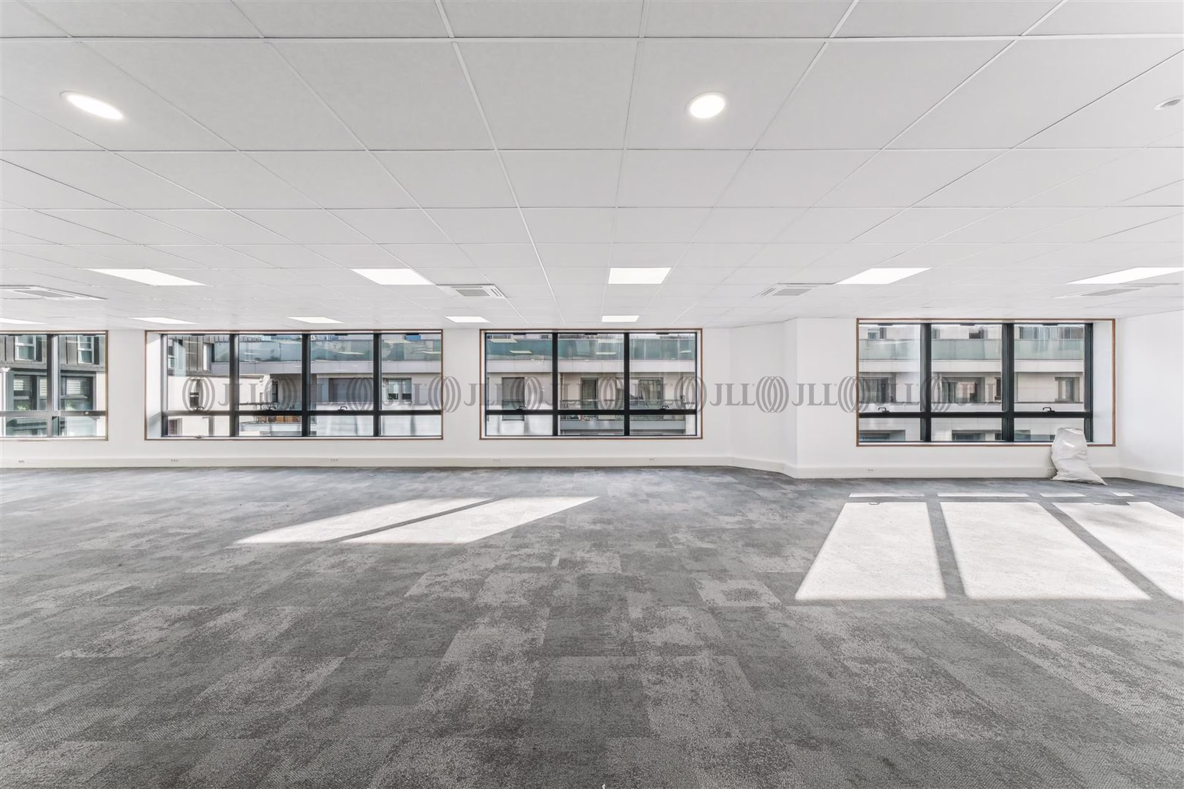 8-10 RUE DE LA FERME