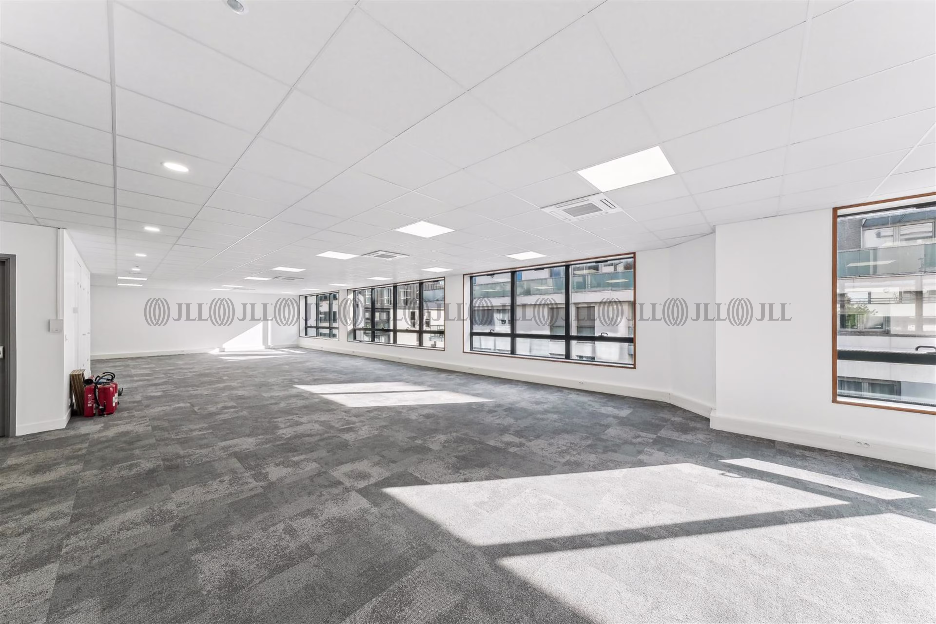 8-10 RUE DE LA FERME