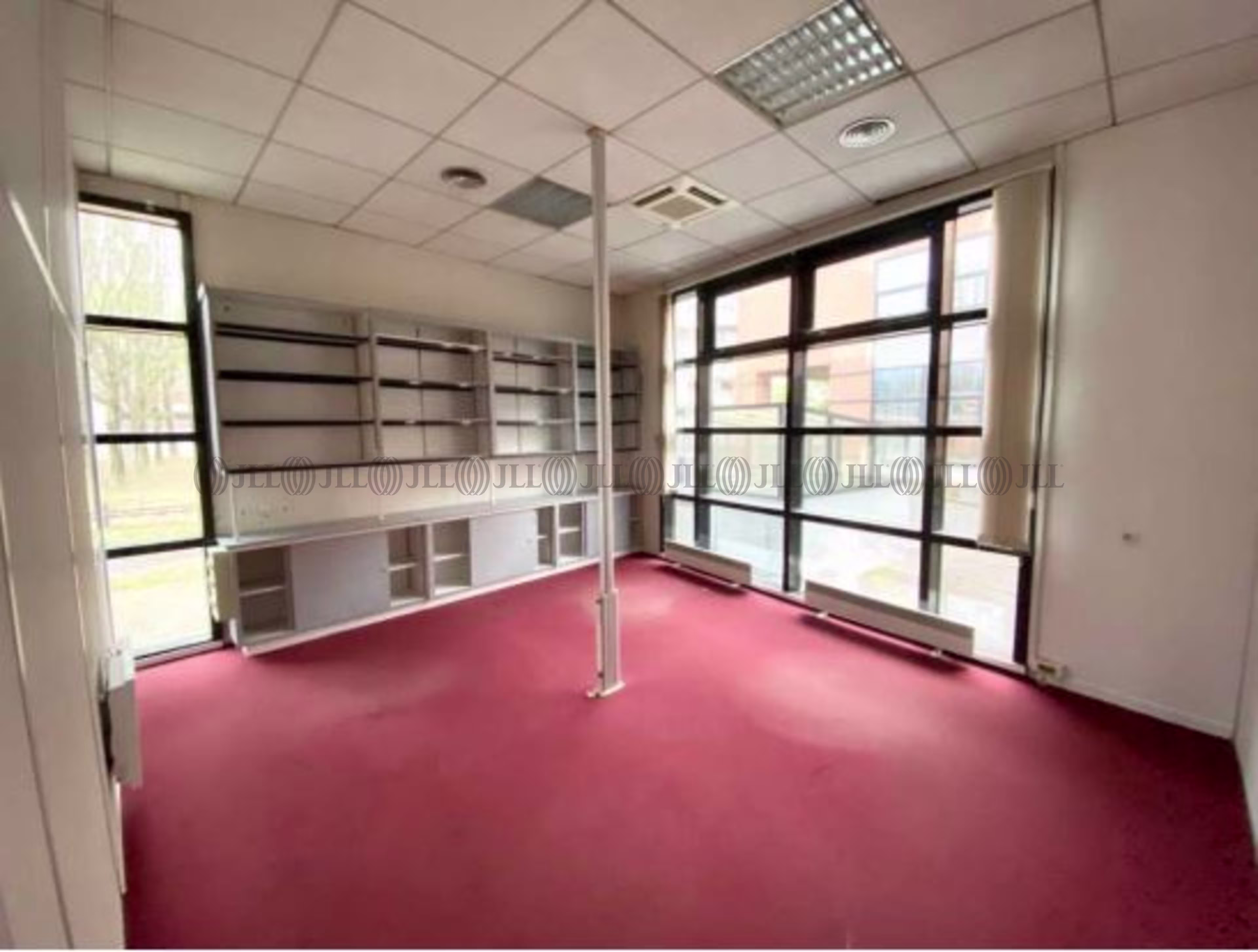 199 RUE JEAN JACQUES ROUSSEAU